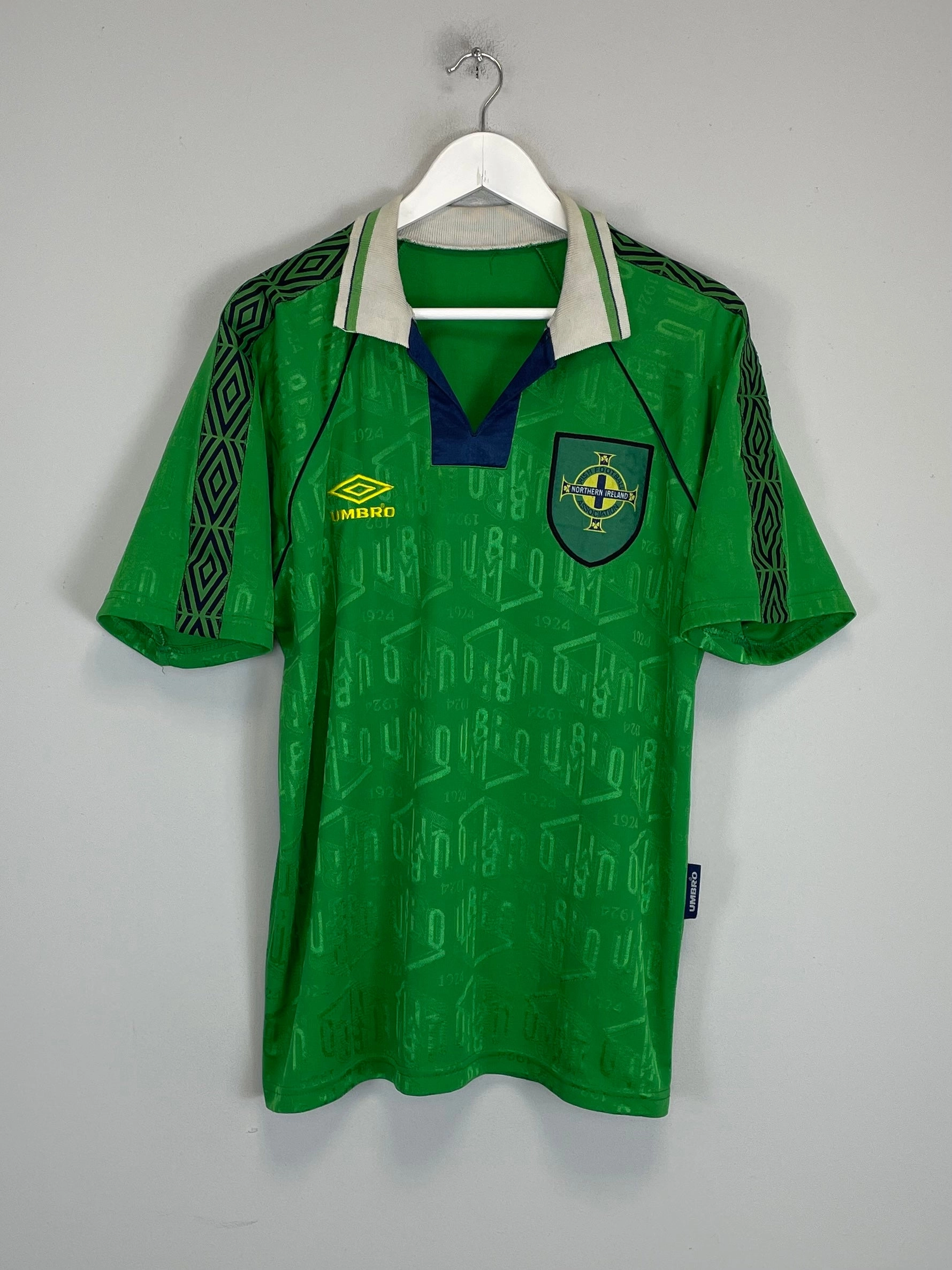 Soft Touch Material 1994/95 NORTHERN IRELAND *PROTOTYPE* HOME SHIRT (M) UMBRO