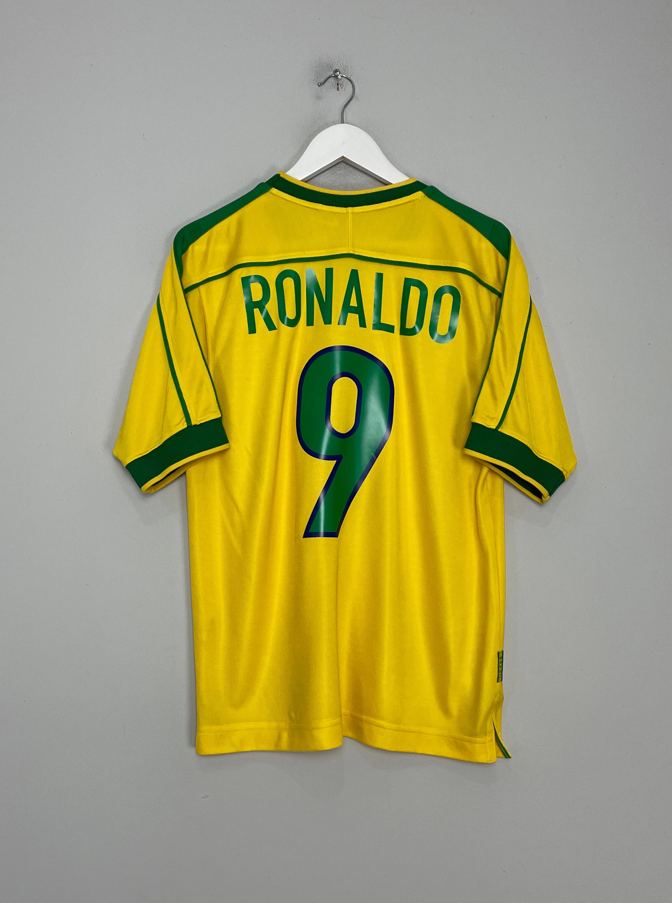 Timeless Design Abrasion Defensive Layer 1998/00 BRAZIL RONALDO #9 HOME SHIRT (S) NIKE