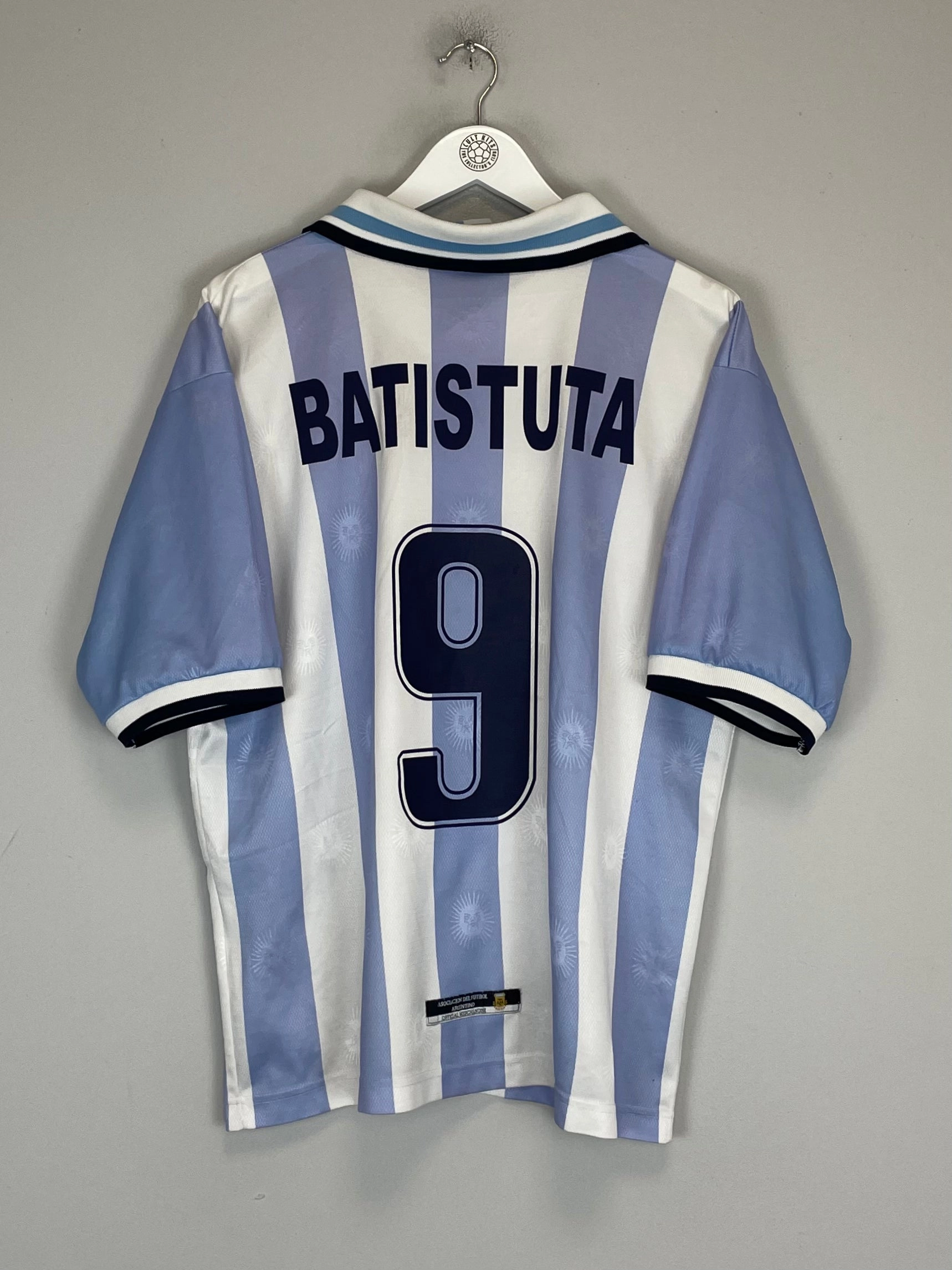 1999/00 ARGENTINA BATISTUTA #9 HOME SHIRT (M) REEBOK All Day Fit Boost Fit