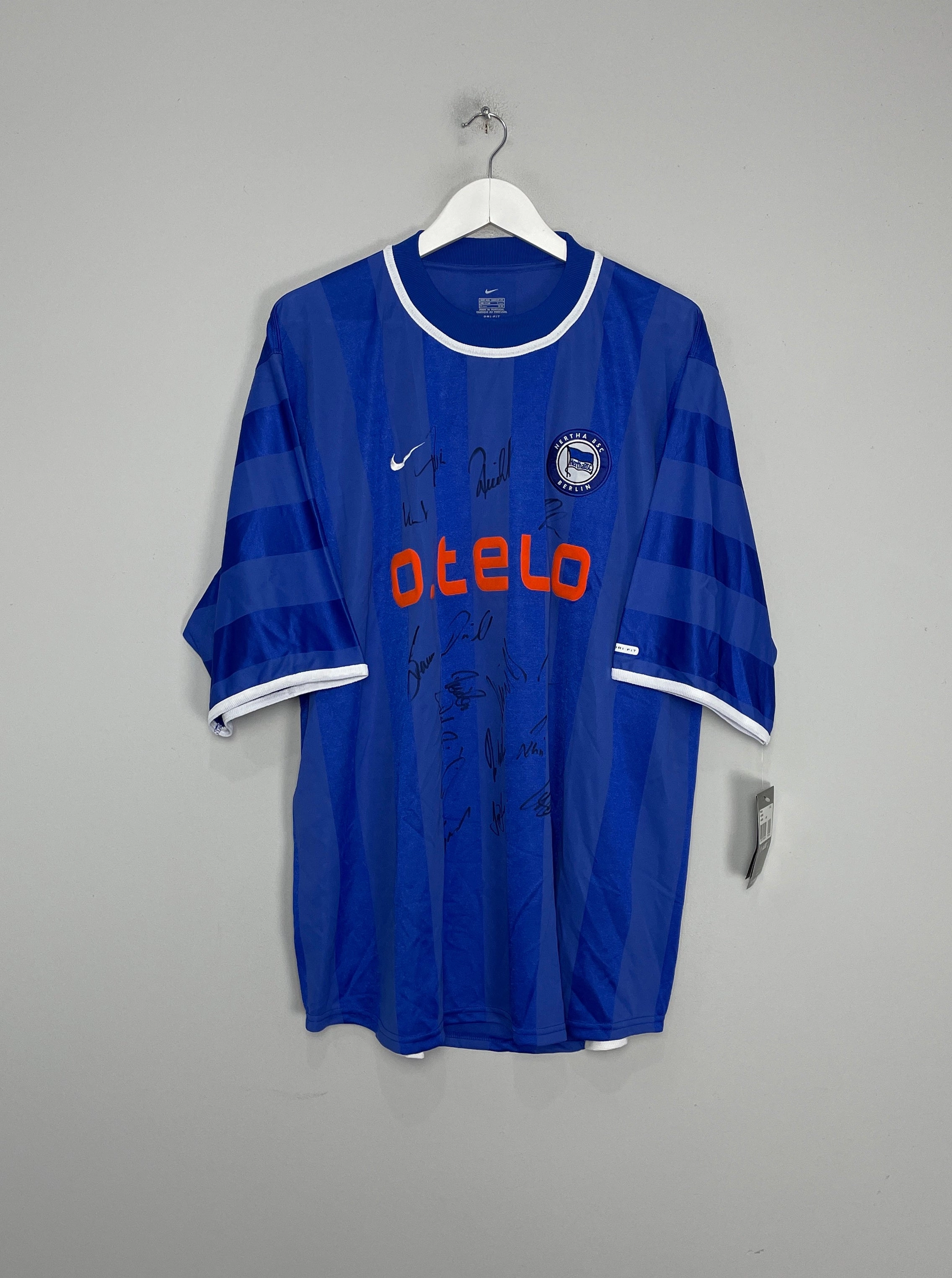 Practical Wear High Compression Support 2000/01 HERTHA BERLIN *SQUAD SIGNED* BNWT HOME SHIRT (XXL) NIKE