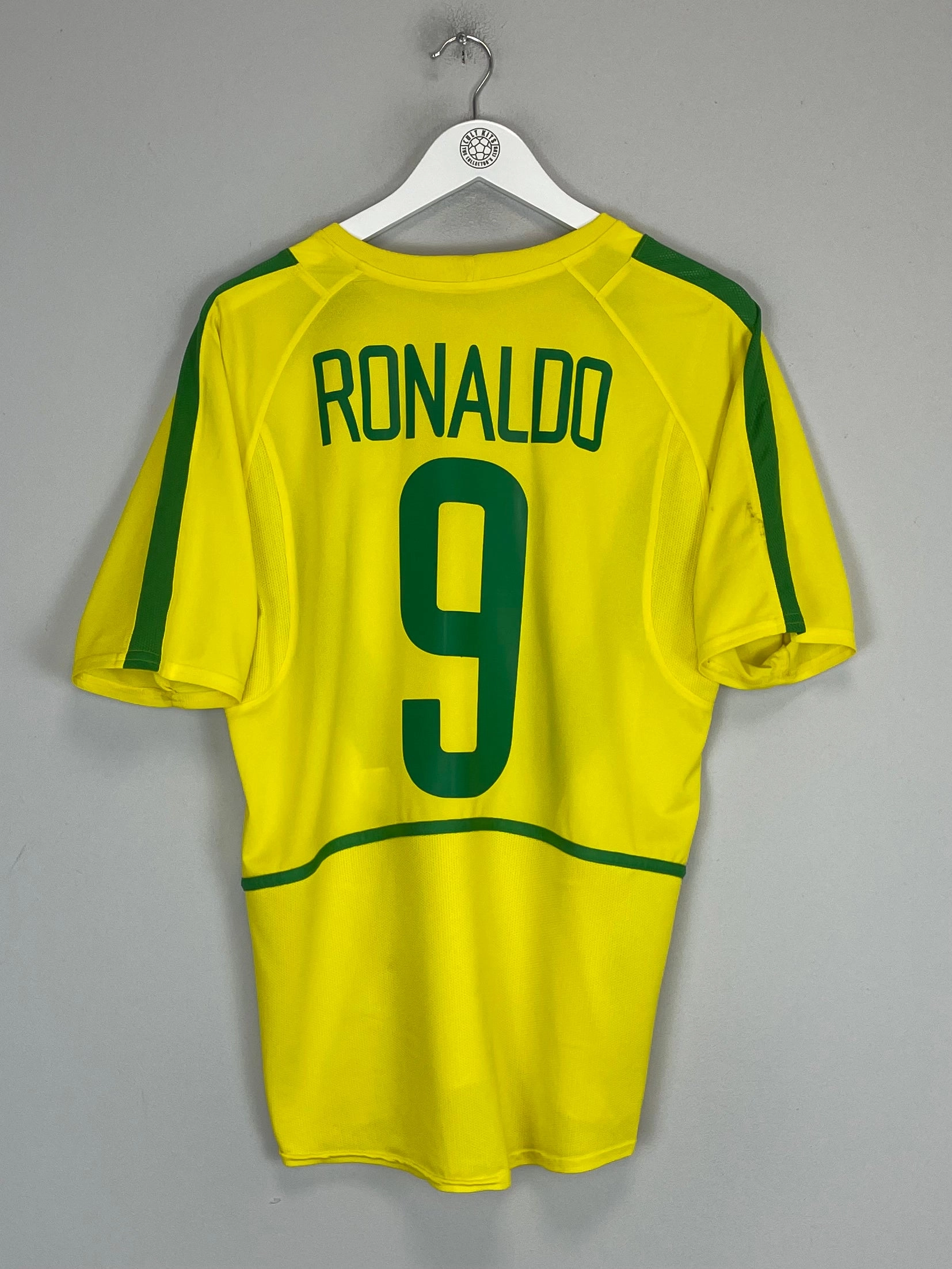 2002/04 BRAZIL RONALDO #9 HOME SHIRT (M) NIKE Dynamic Fit Construction Anti Shrink Treatment