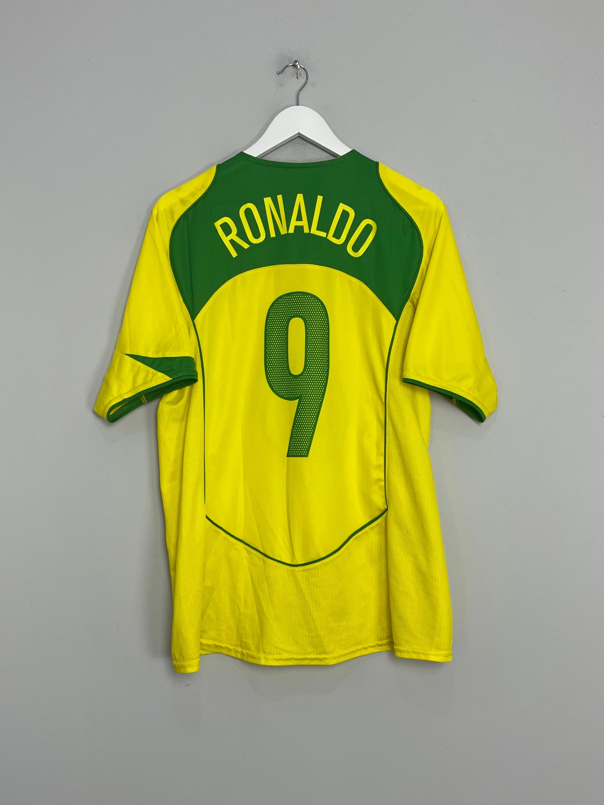 Outdoor Training 2004/05 BRAZIL RONALDO #9 HOME SHIRT (L) NIKE