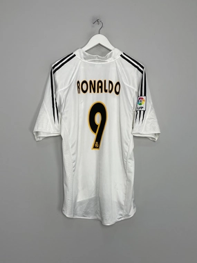 Moisture Wicking Design Reflective details 2004/05 REAL MADRID RONALDO #9 HOME SHIRT (L) ADIDAS