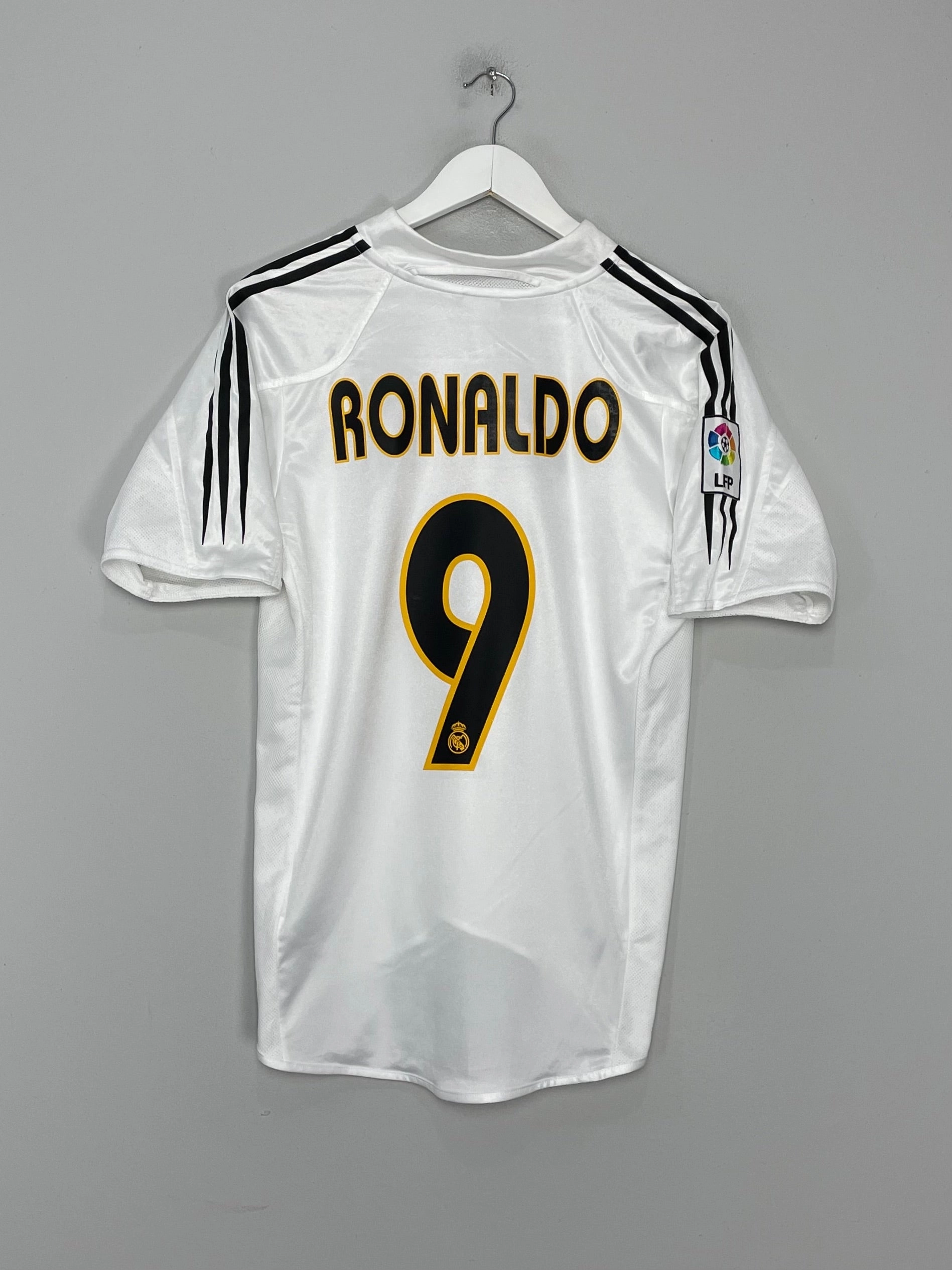 Under Layer Breathable Mesh Panels 2004/05 REAL MADRID RONALDO #9 HOME SHIRT (S) ADIDAS