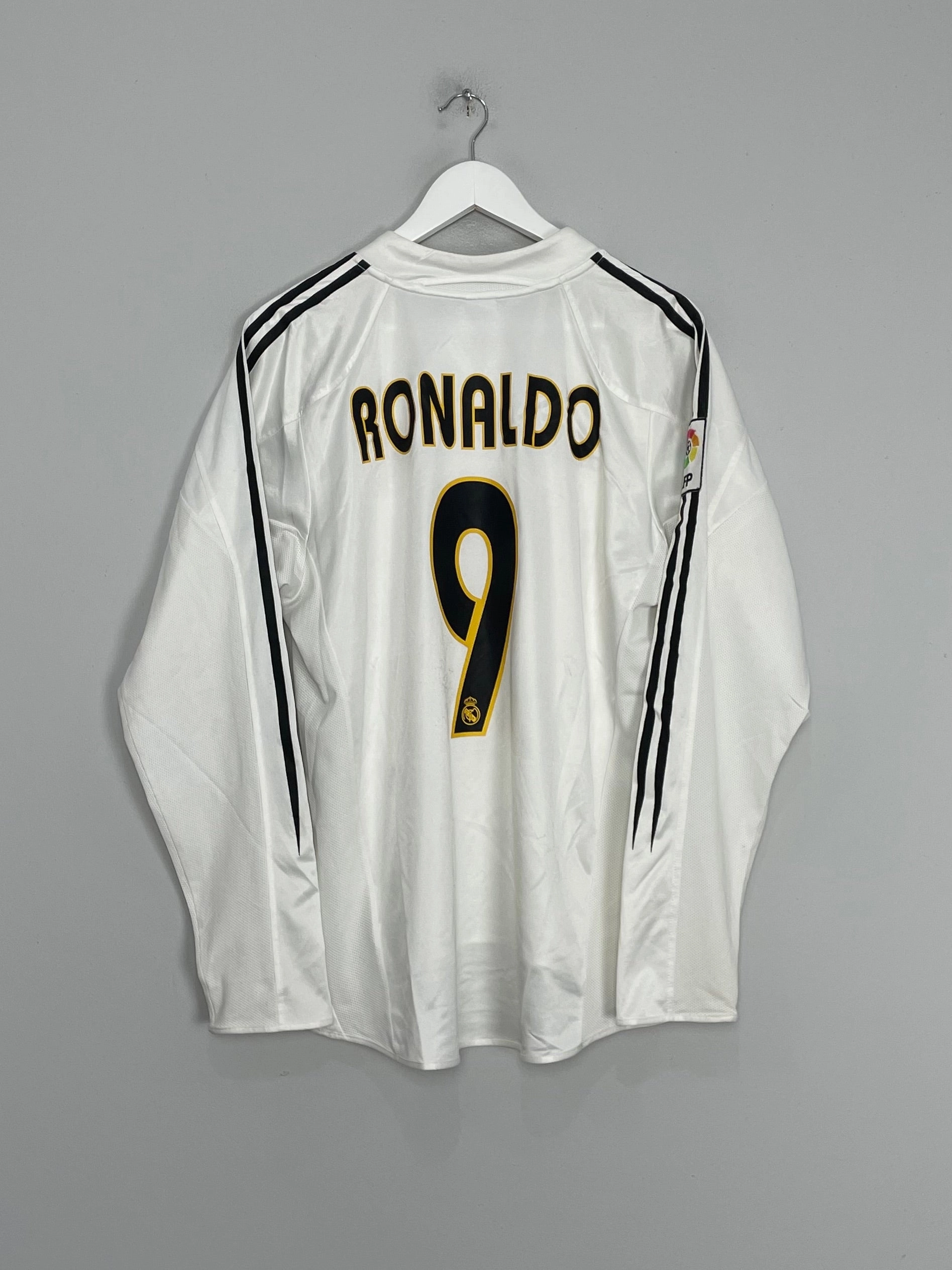 2004/05 REAL MADRID RONALDO #9 L/S HOME SHIRT (L) ADIDAS Sweat Resistant Finish