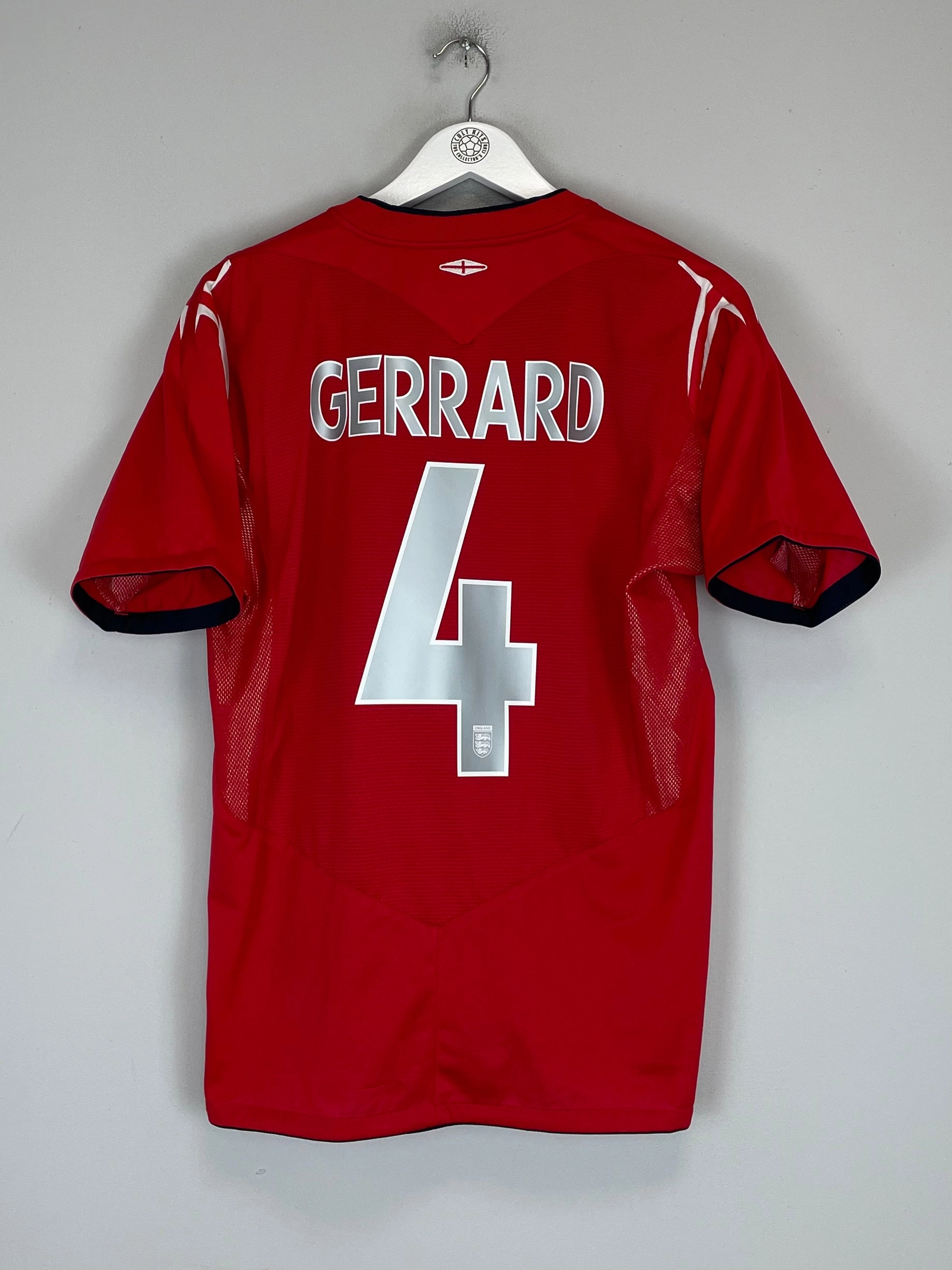 2004/06 ENGLAND GERRARD #4 AWAY SHIRT (M) UMBRO Low Profile Silhouette Airflow Channel System