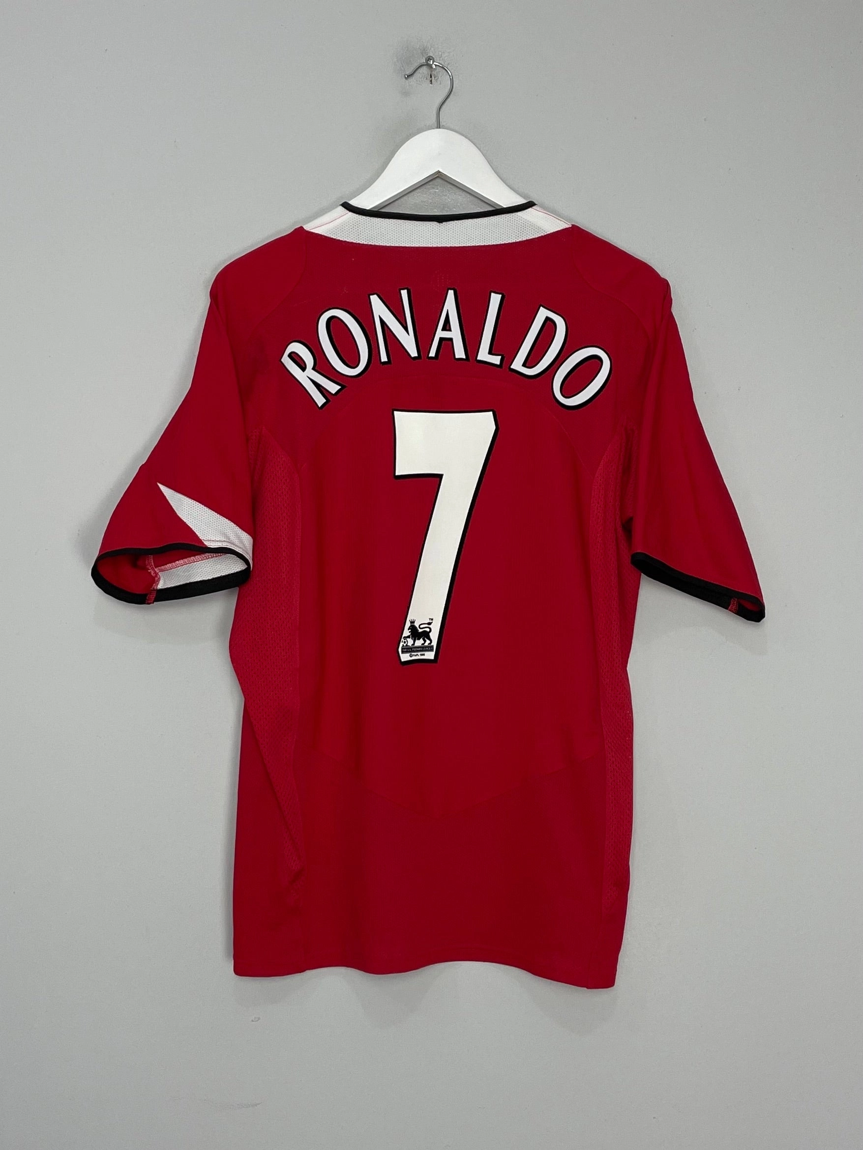 Stretch Knit Technology 2004/06 MANCHESTER UNITED RONALDO #7 HOME SHIRT (L) NIKE
