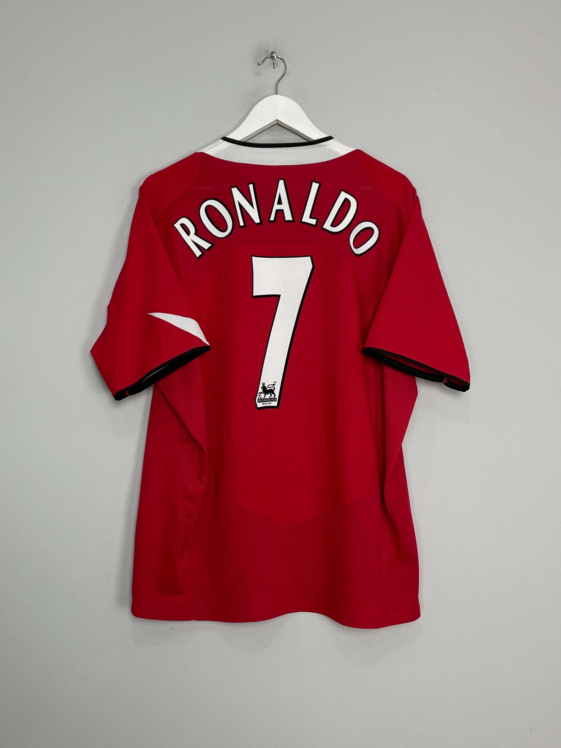 2004/06 MANCHESTER UNITED RONALDO #7 HOME SHIRT (XL) NIKE Contrast Trim Detailing