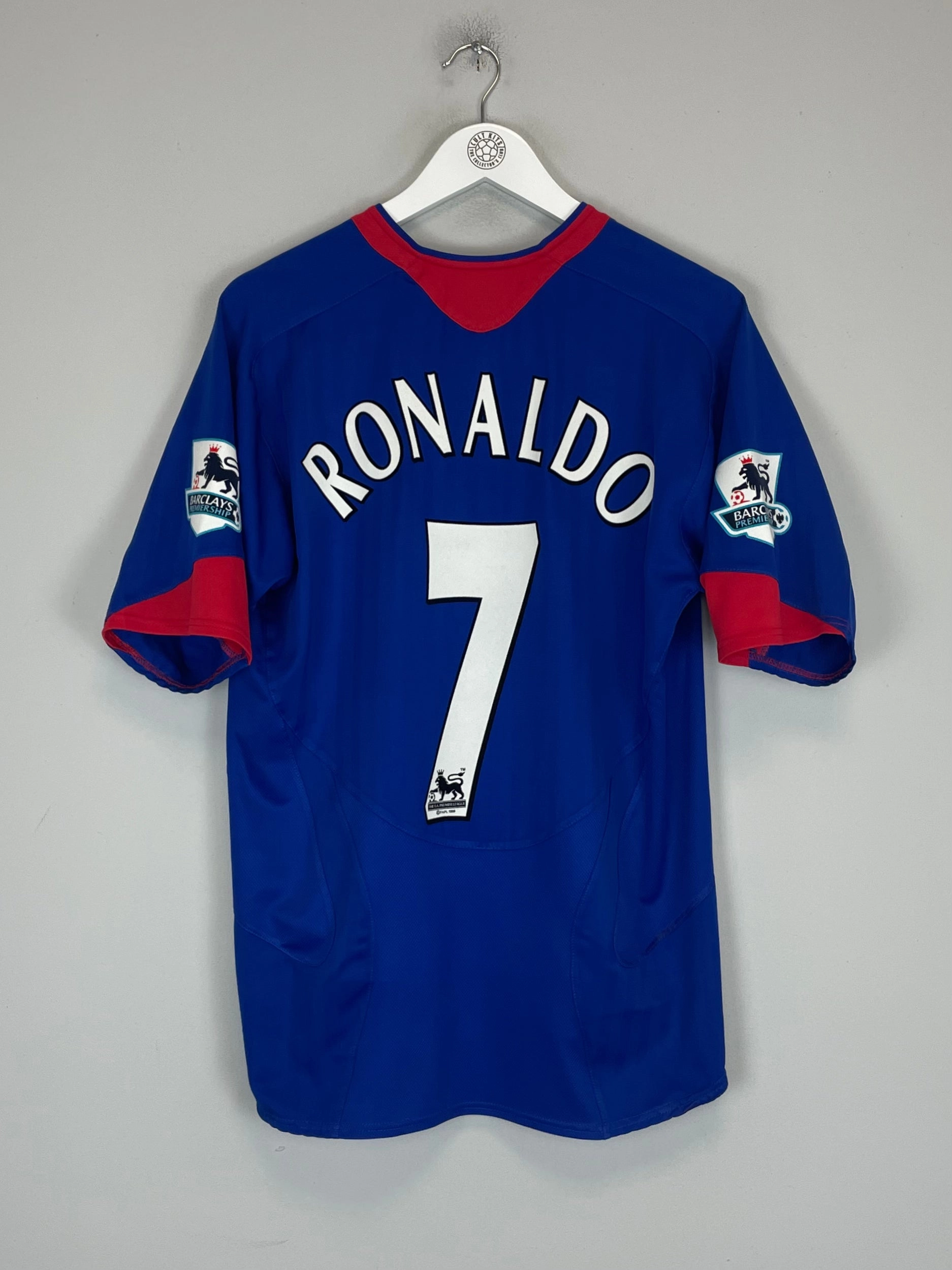 Effortless Style Quick Repair Yarn 2005/06 MANCHESTER UNITED RONALDO #7 AWAY SHIRT (L) NIKE