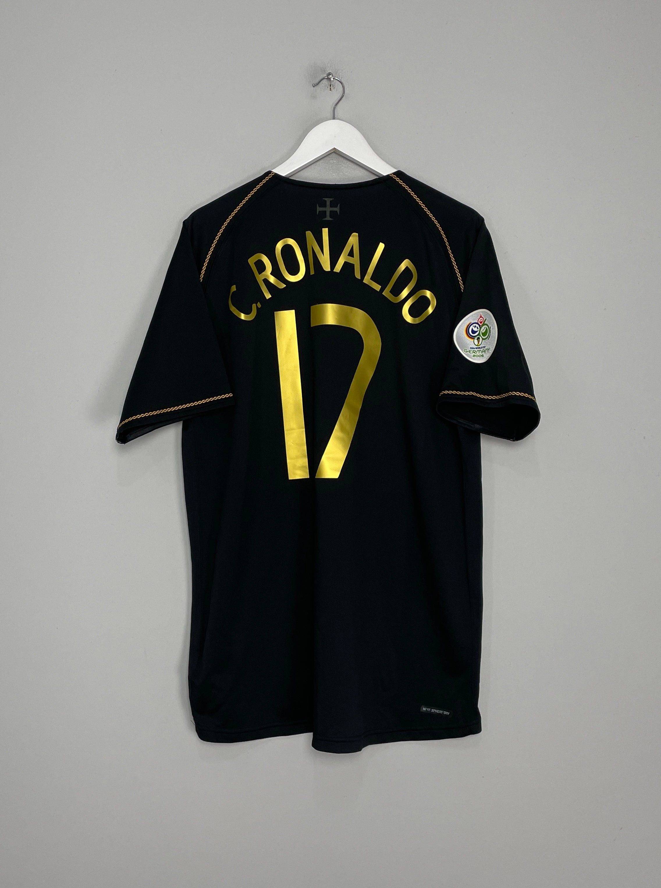 Reflective Safety Details 2006/08 PORTUGAL C.RONALDO #17 AWAY SHIRT (XL) NIKE