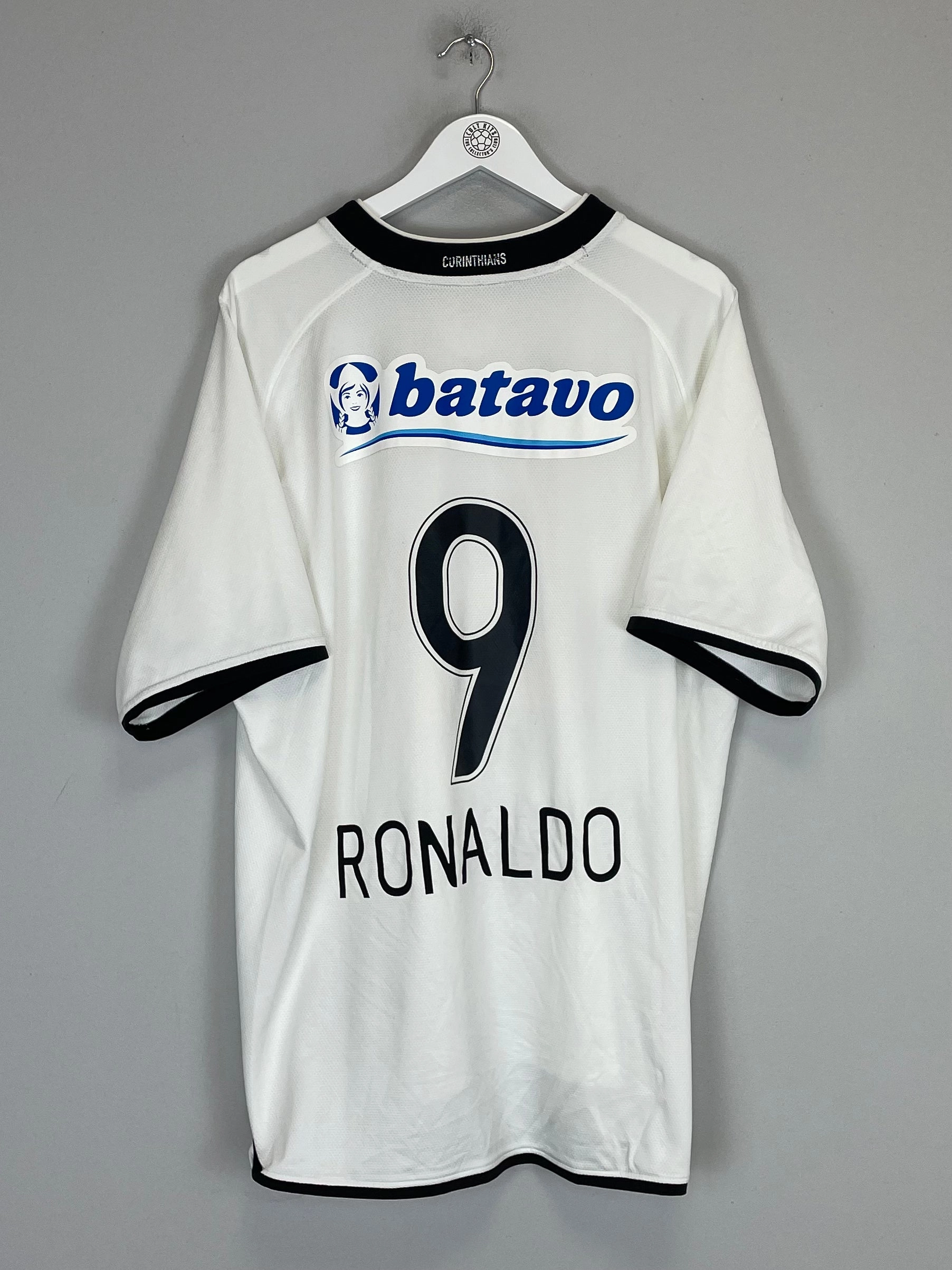 Reflective Accent Strips 2009/10 CORINTHIANS RONALDO #9 HOME SHIRT (XXL) NIKE