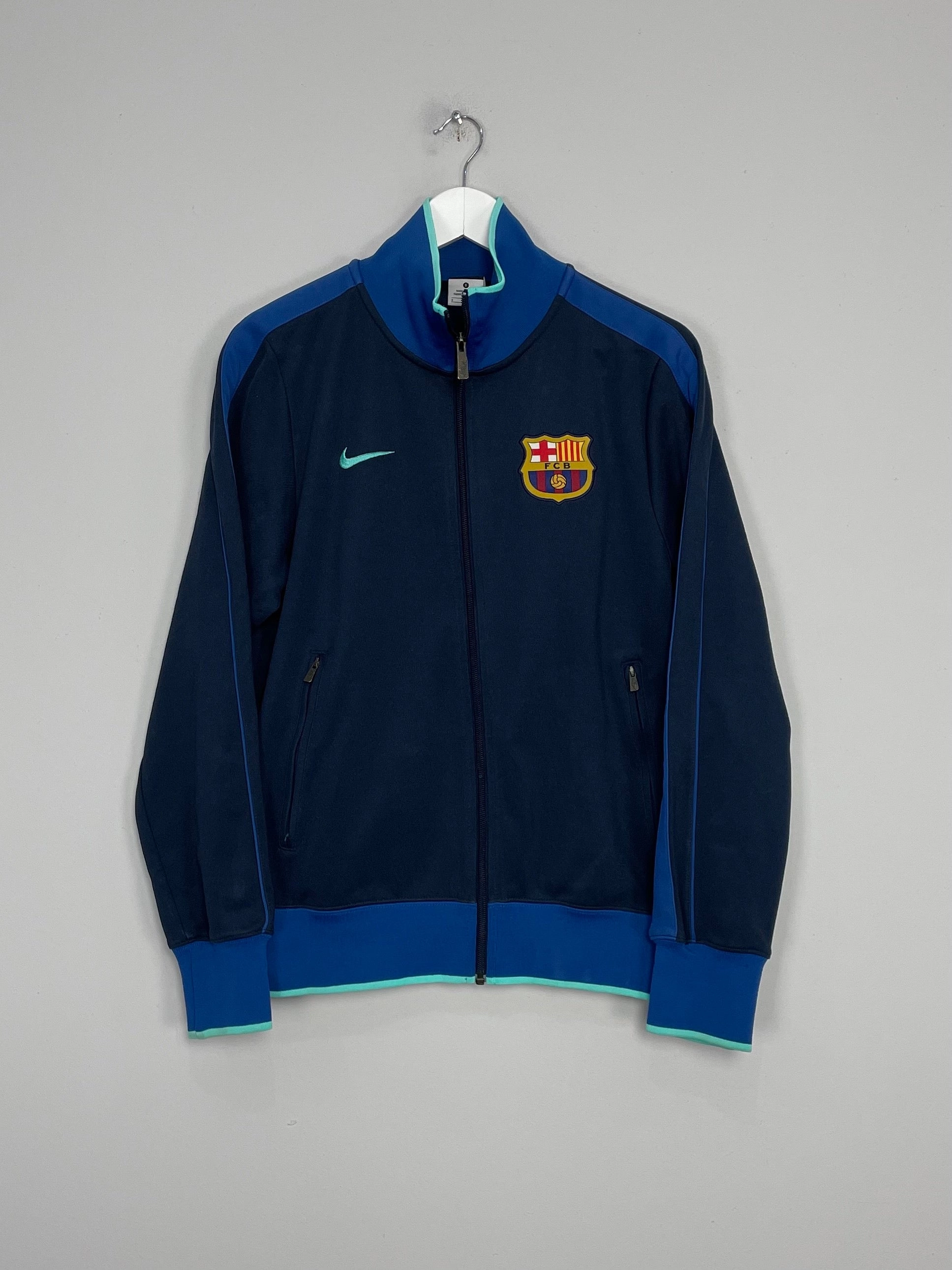 Sporty Gear Minimalist Raglan Sleeve 2010/11 BARCELONA TRACK JACKET (S) NIKE