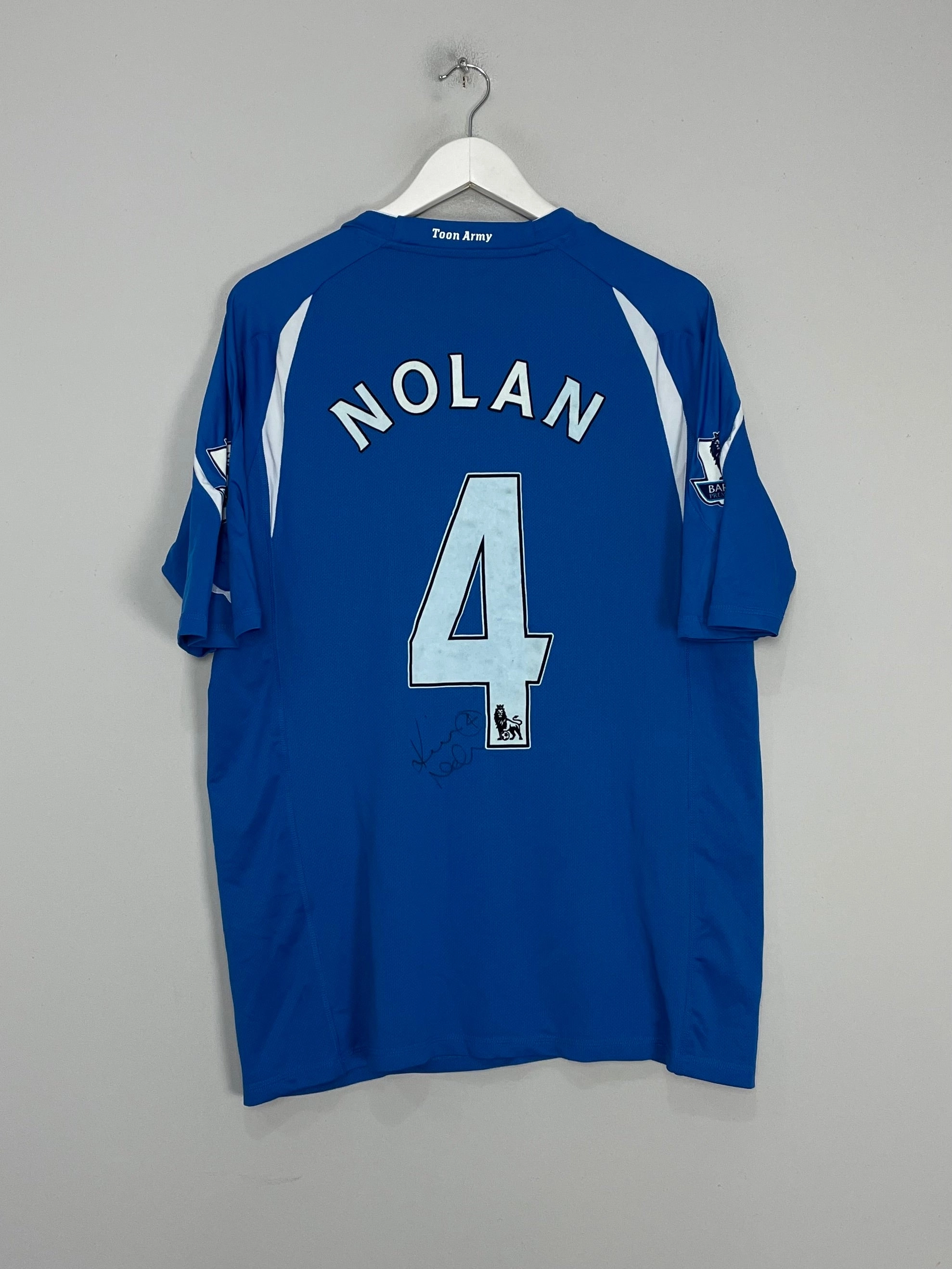 Perfect Motion Quick Move 2010/11 NEWCASTLE NOLAN #4 *MATCH ISSUED   SIGNED* AWAY SHIRT (XL) PUMA