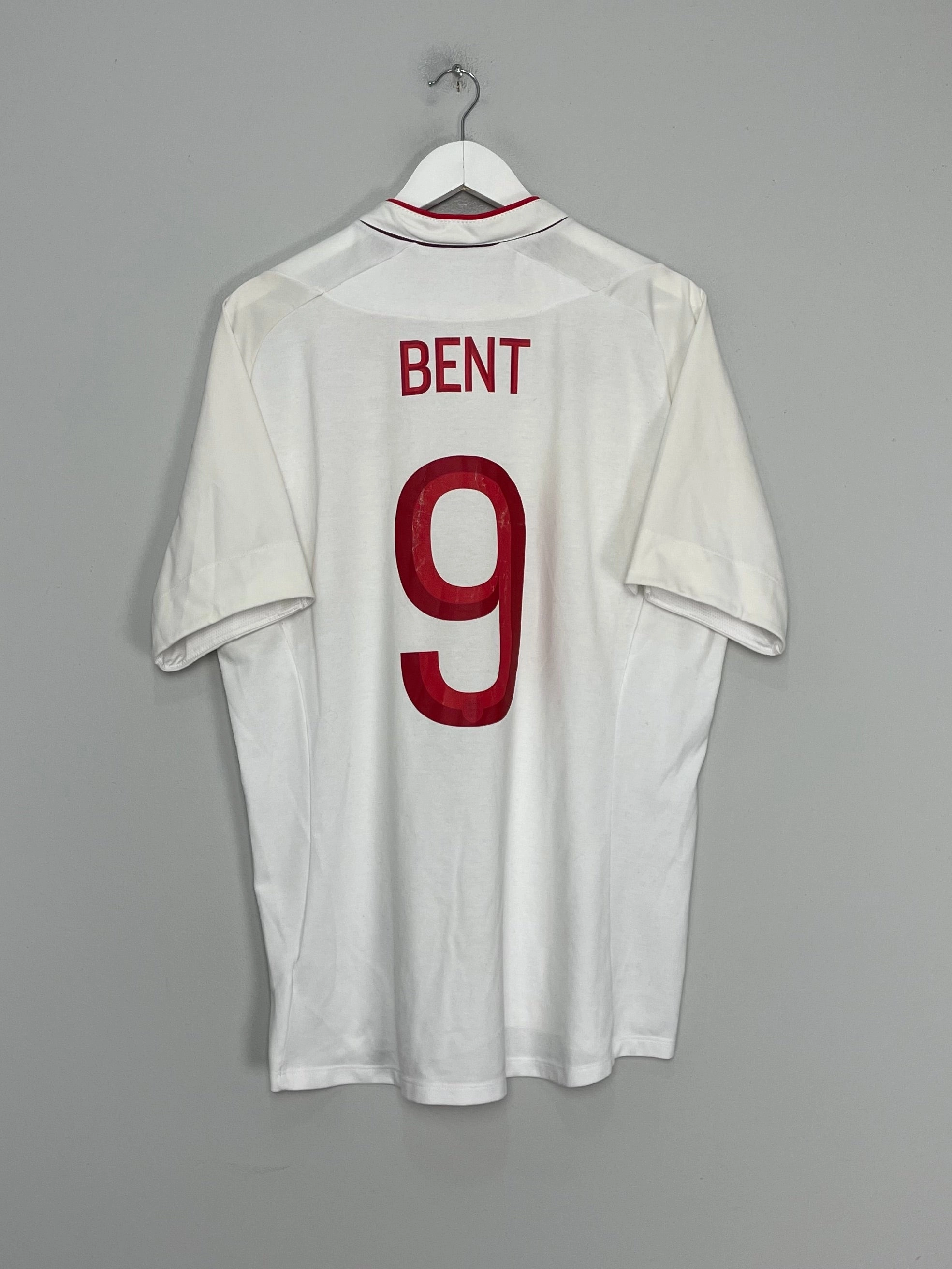 Boost Fit High Compression Support 2012/13 ENGLAND BENT #9 HOME SHIRT (XL) UMBRO