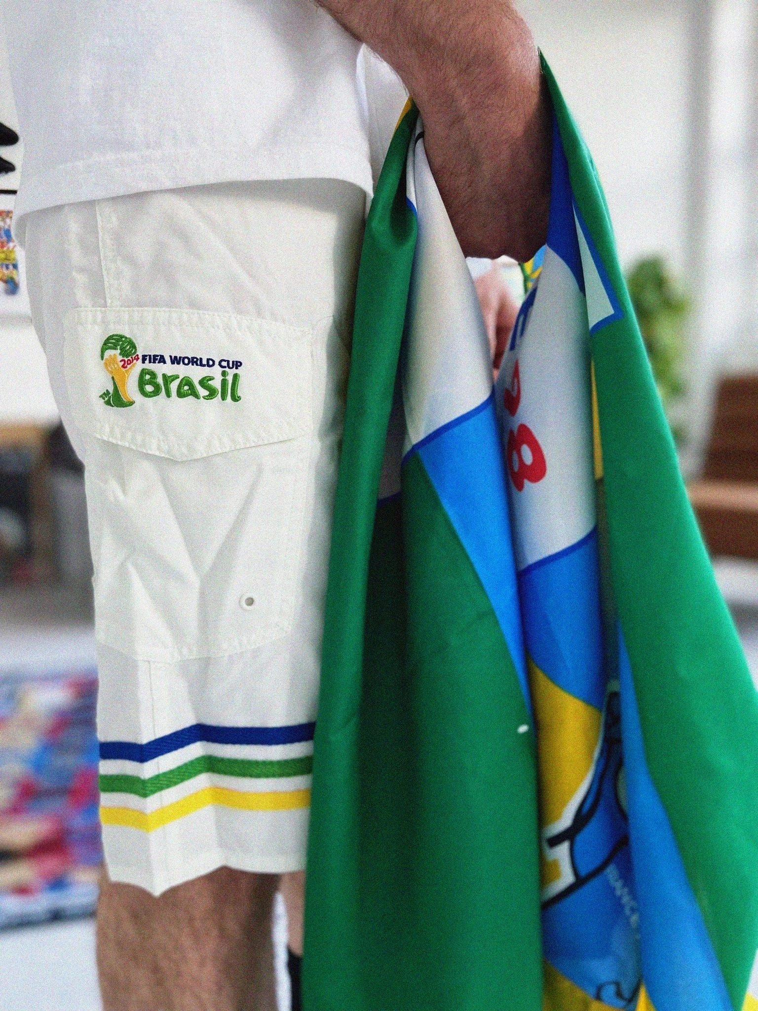 Hyper Breathable Seamless Stitching Design 2014 BRAZIL *BNWT* ADIDAS WORLD CUP SHORTS (MULTIPLE SIZES) OE