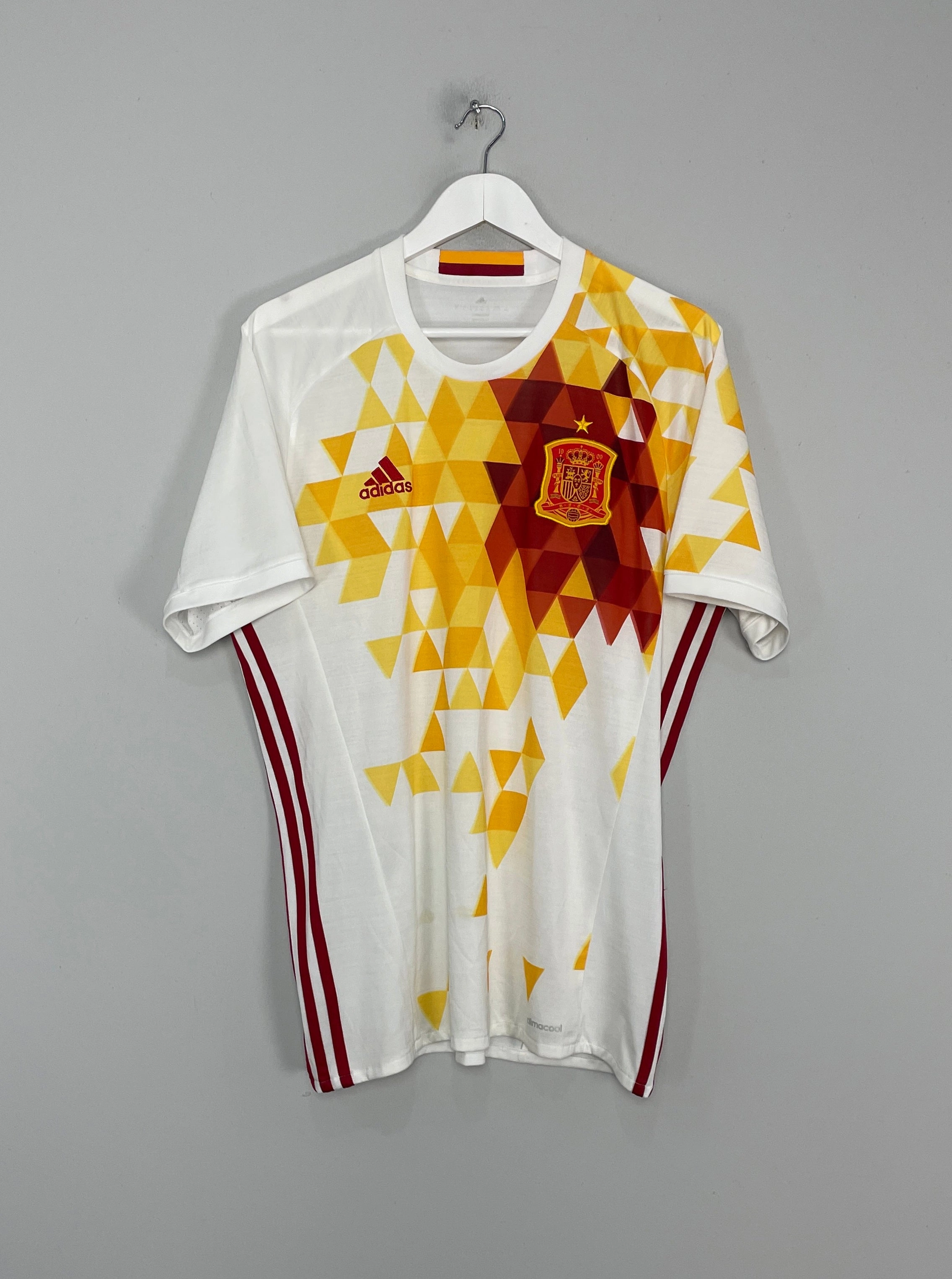 2015/16 SPAIN AWAY SHIRT (XL) ADIDAS Crisp Details High Stretch Recovery