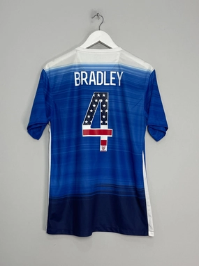 Balanced Fit Lockstitch Detailing 2015/16 USA BRADLEY #4 AWAY SHIRT (M) NIKE