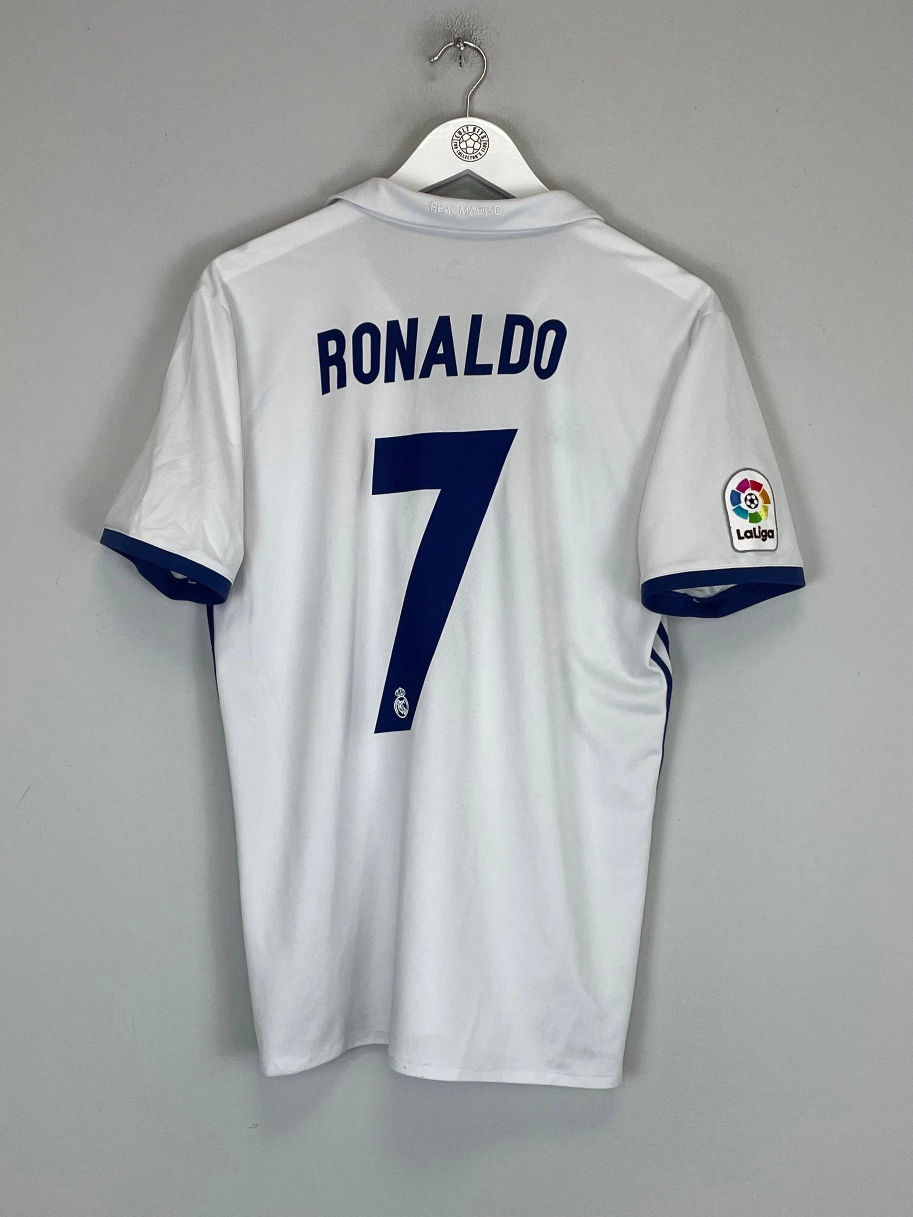 Non Restrictive Mobility Cut Reinforced Hem Durability 2016/17 REAL MADRID RONALDO #7 HOME SHIRT (M) ADIDAS