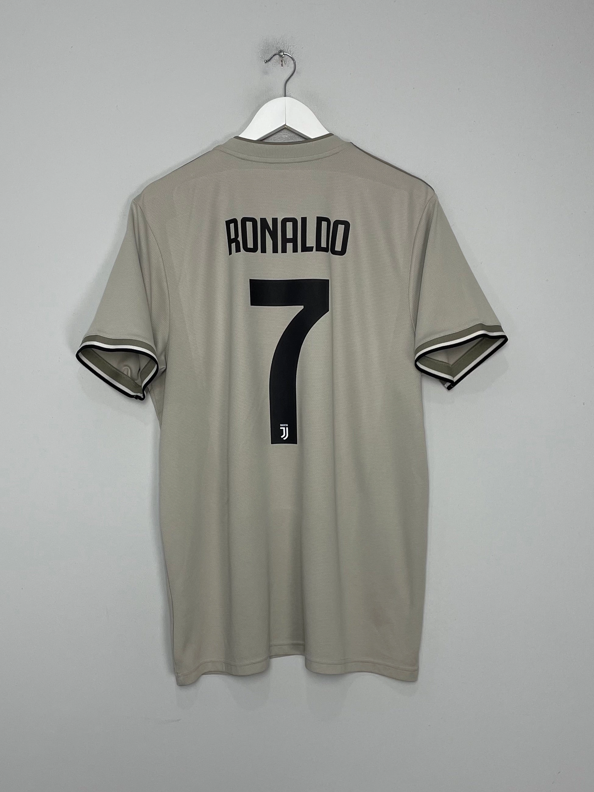 Micro Perforated Ventilation 2018/19 JUVENTUS RONALDO #7 AWAY SHIRT (XL) ADIDAS