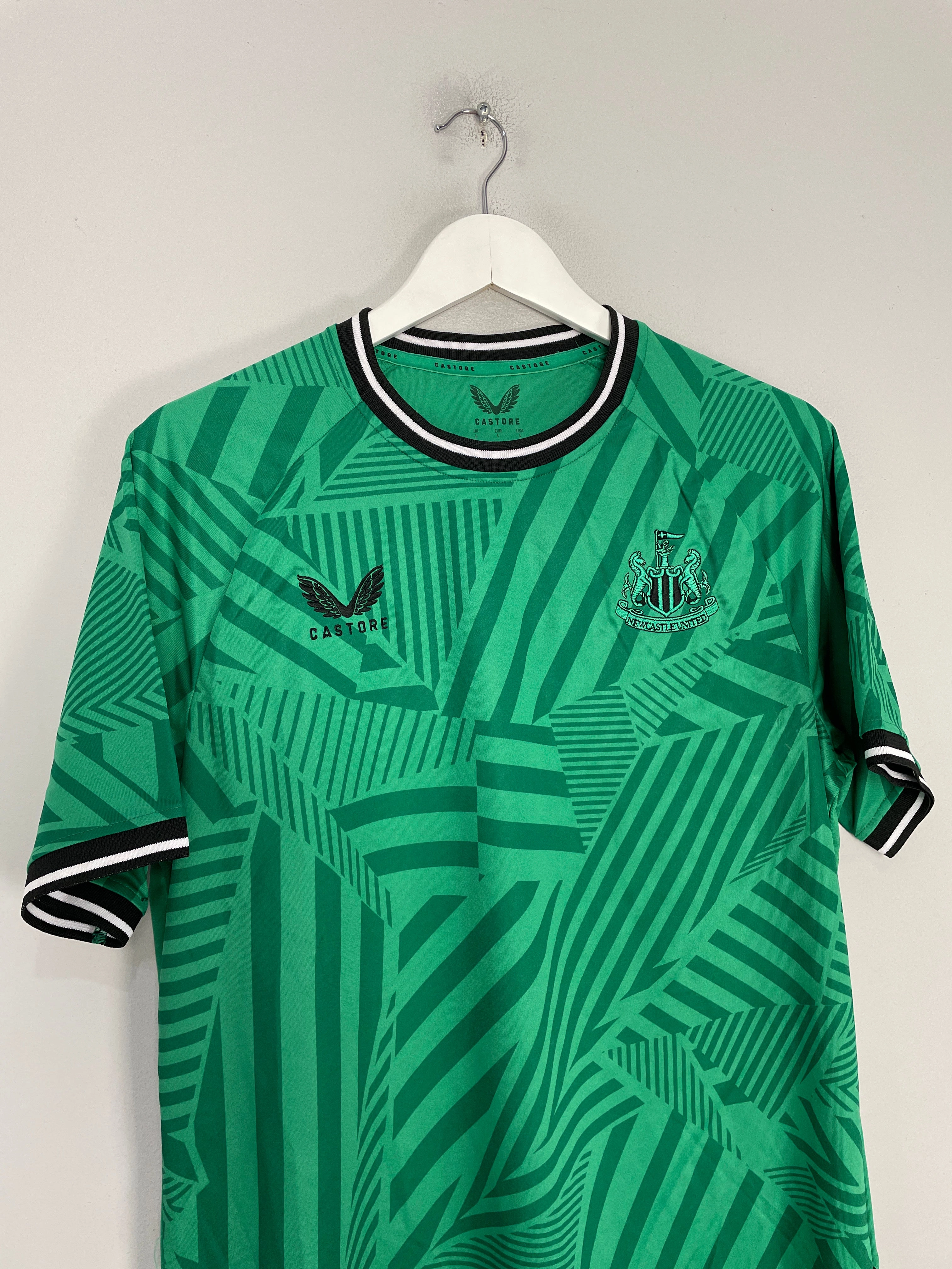 Training Fit 2023/24 Newcastle United *BNWOT* Away Shirt (Multiple Sizes) Castore