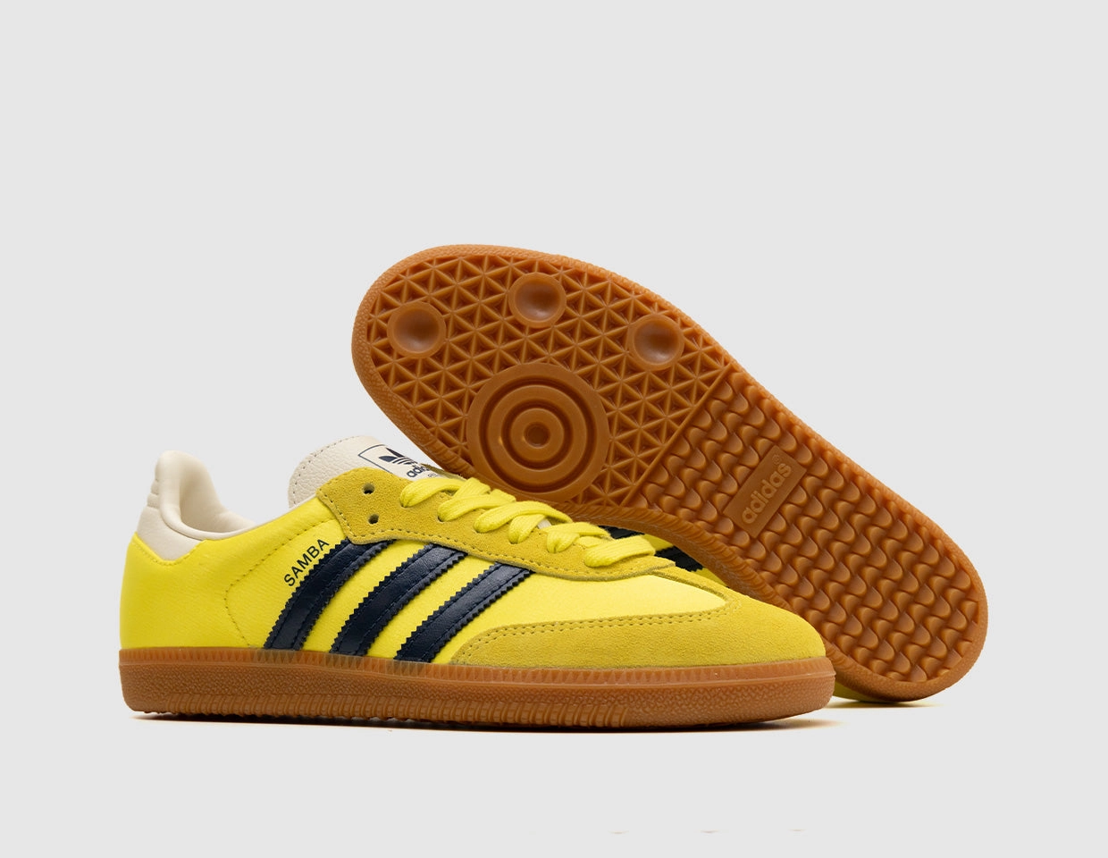 adidas Originals Women's Samba OG Shock Yellow / Night Indigo - Cream White Non Restrictive Fit Fresh Walk