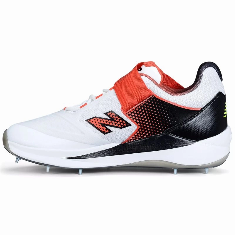 New Balance CK4040v7 2E WIDE Adults Cricket Shoes narrow widths