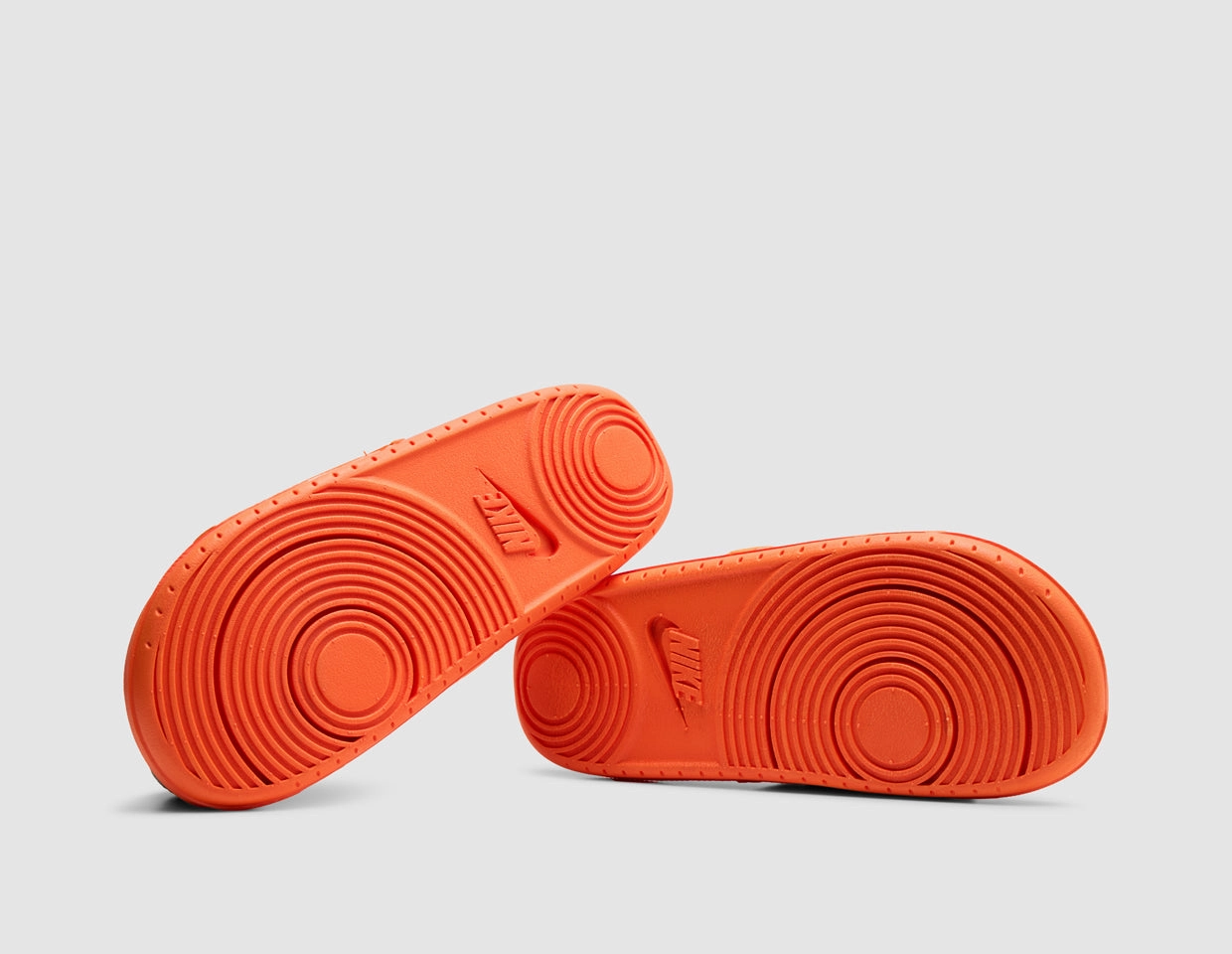 Nike Kobe Offcourt Slide Safety Orange / Metallic Silver Soft Insole