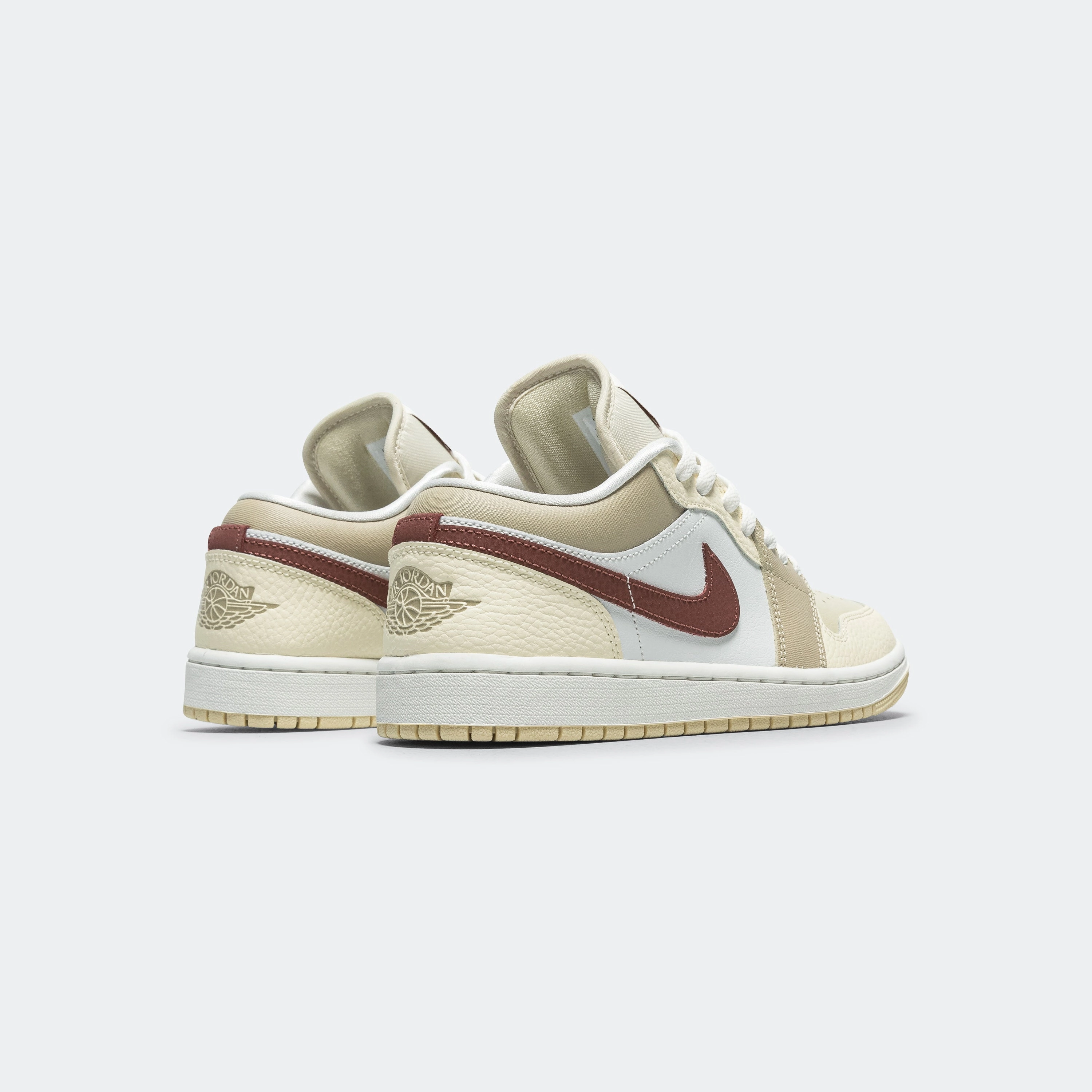 Womens Air Jordan 1 Retro Low - Summit White/Red Sepia-Desert Khaki Non Restrictive Collar Padding