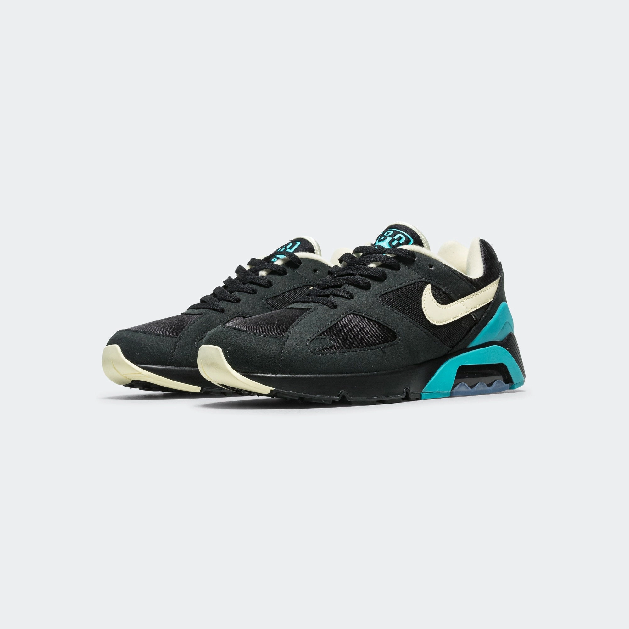Balanced Build Thermoregulating Layer Air Max 180 - Black/Alabaster-Dusty Cactus