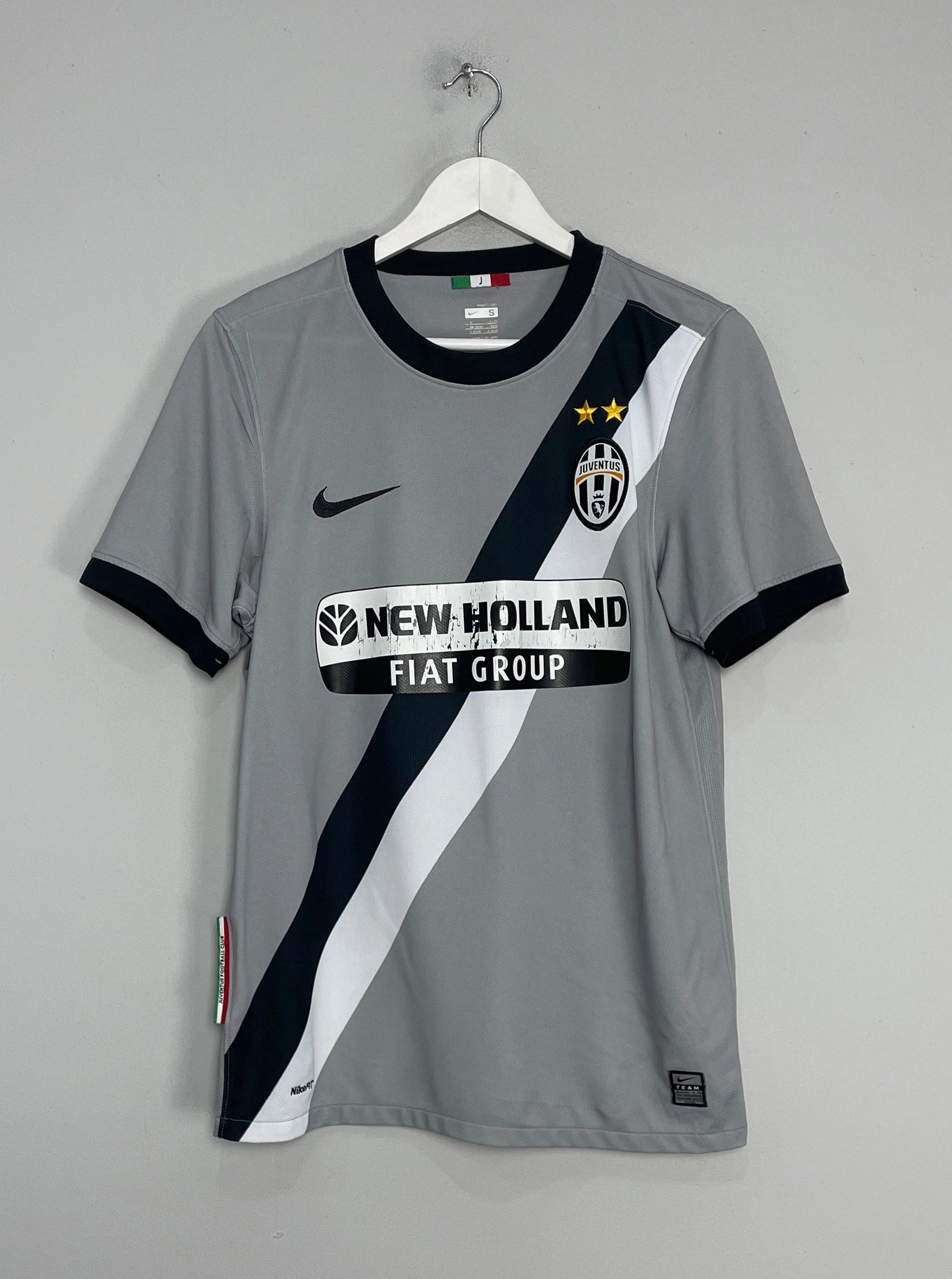 2009/10 JUVENTUS AWAY SHIRT (S) NIKE Colorfast Dye Process