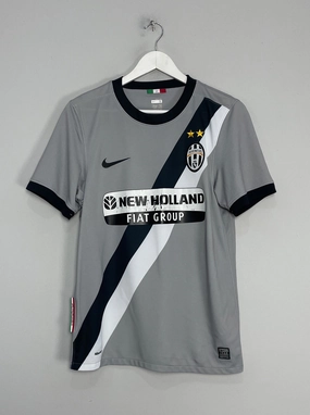 2009/10 JUVENTUS AWAY SHIRT (S) NIKE Colorfast Dye Process