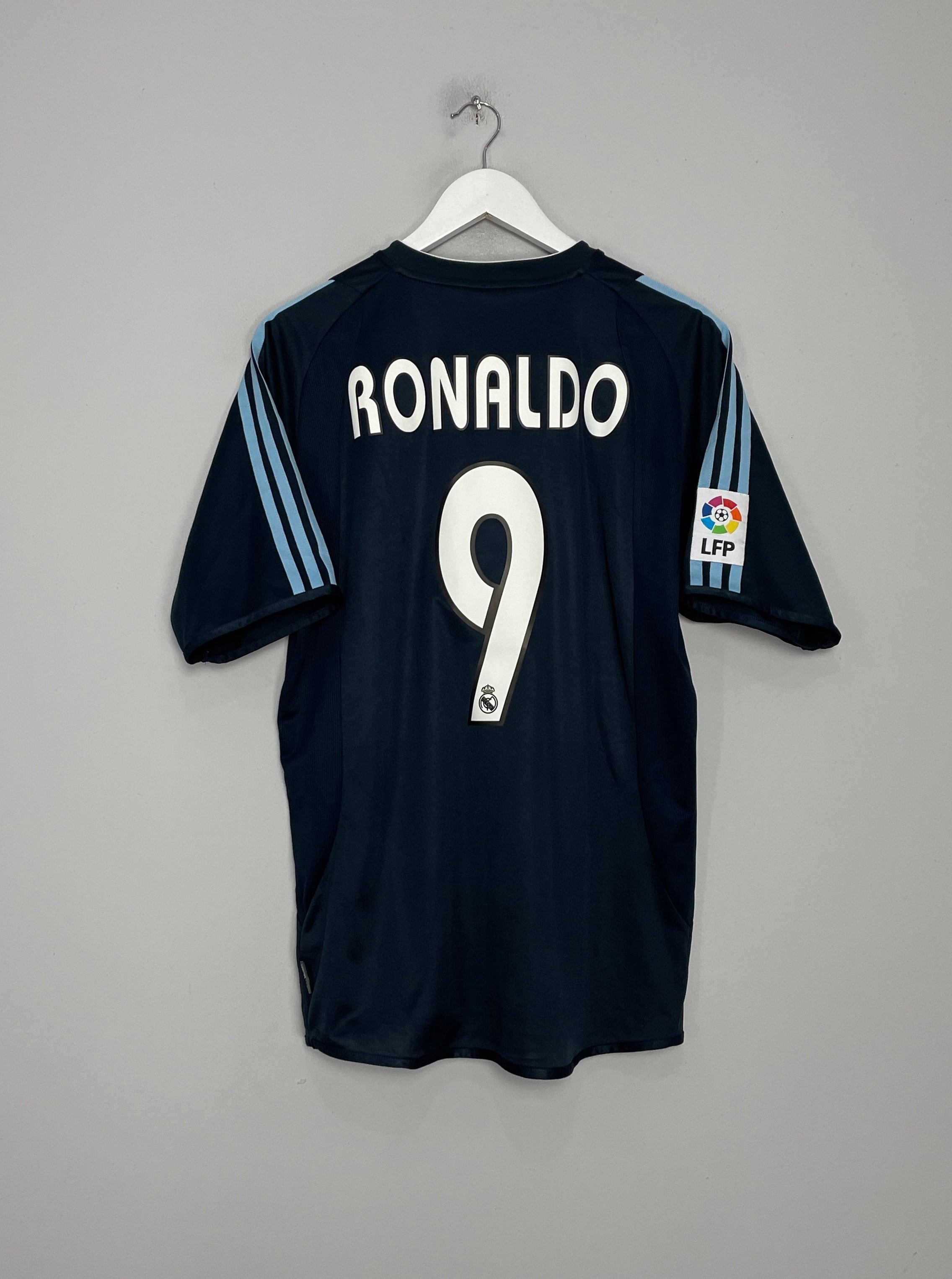 2003/04 REAL MADRID RONALDO #9 AWAY SHIRT (M) ADIDAS Workout Fit
