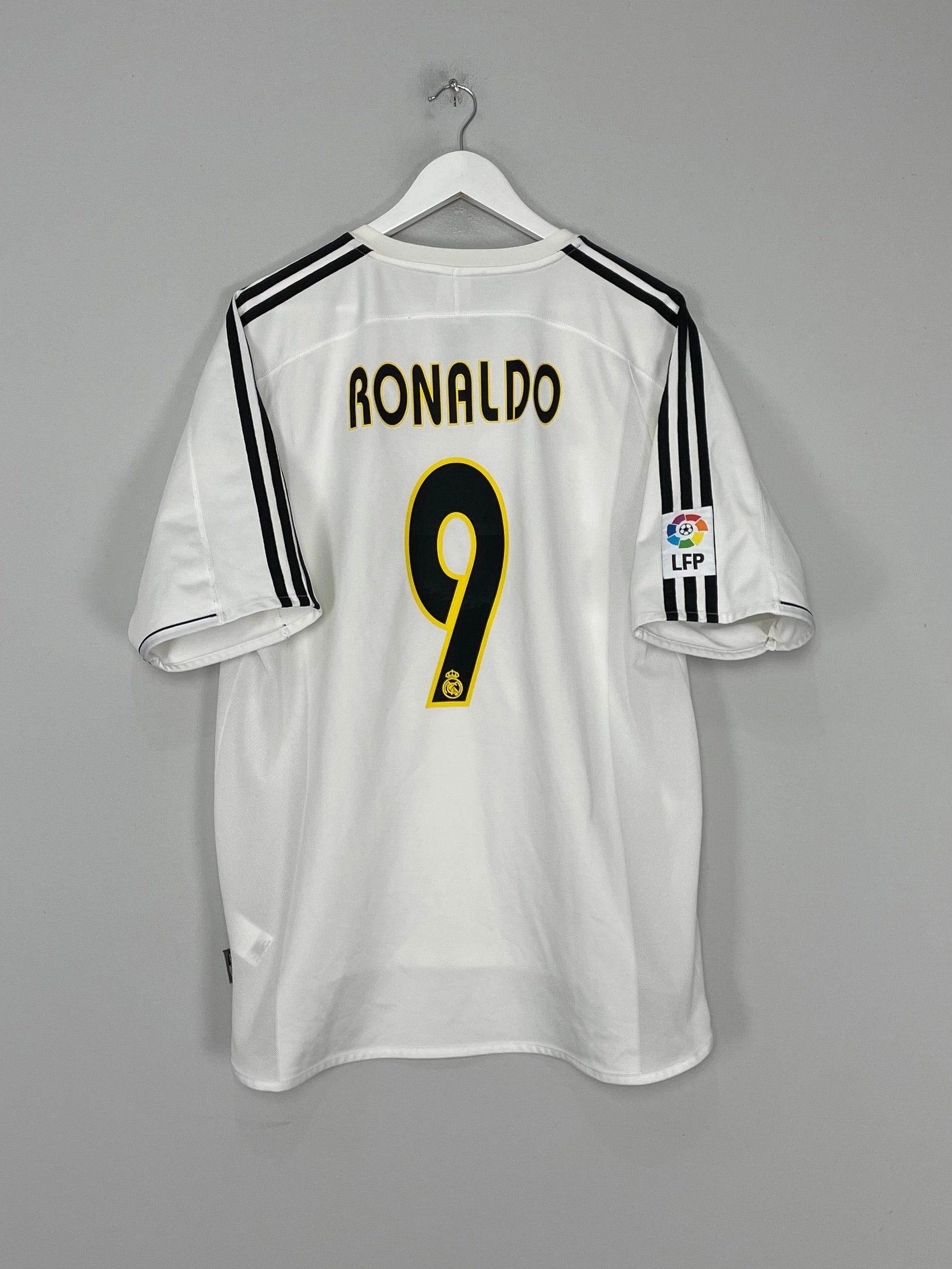 2004/05 REAL MADRID RONALDO #9 HOME SHIRT (XL) ADIDAS Light Reflective Trim Accent