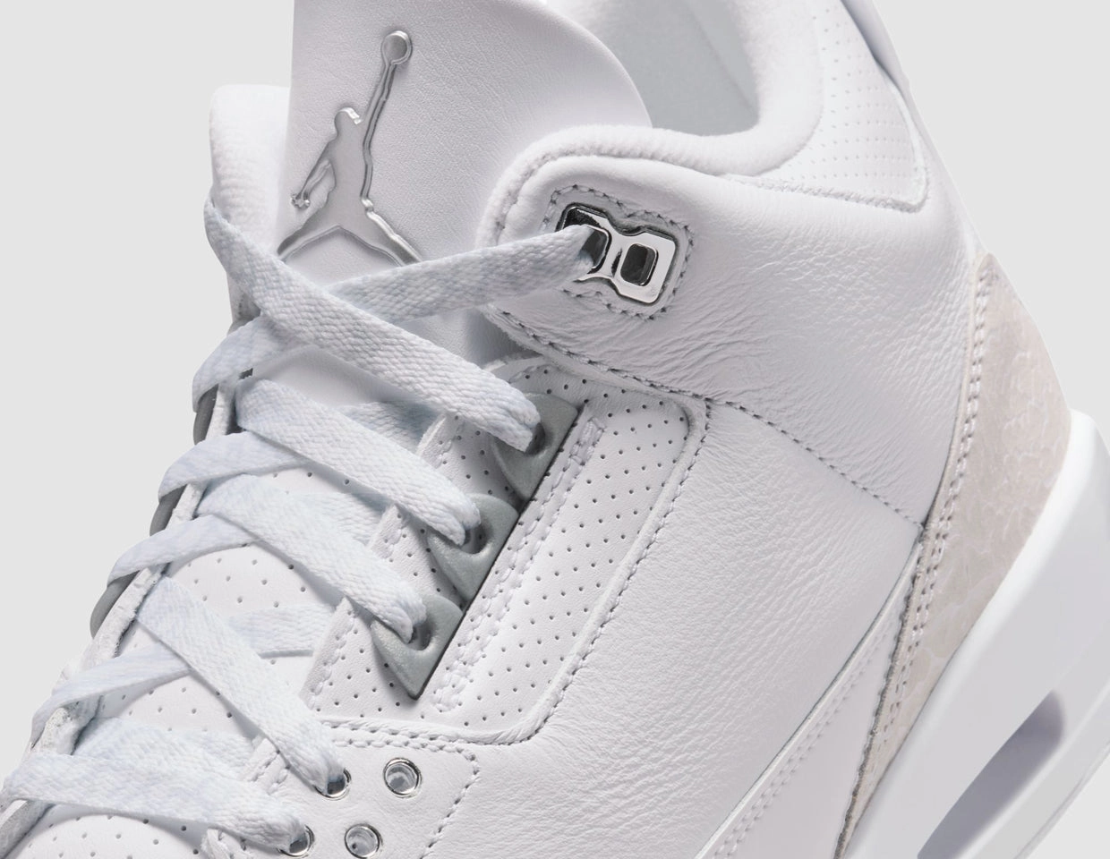 Jordan 3 Retro White / Metallic Silver - White Ergonomic Fit
