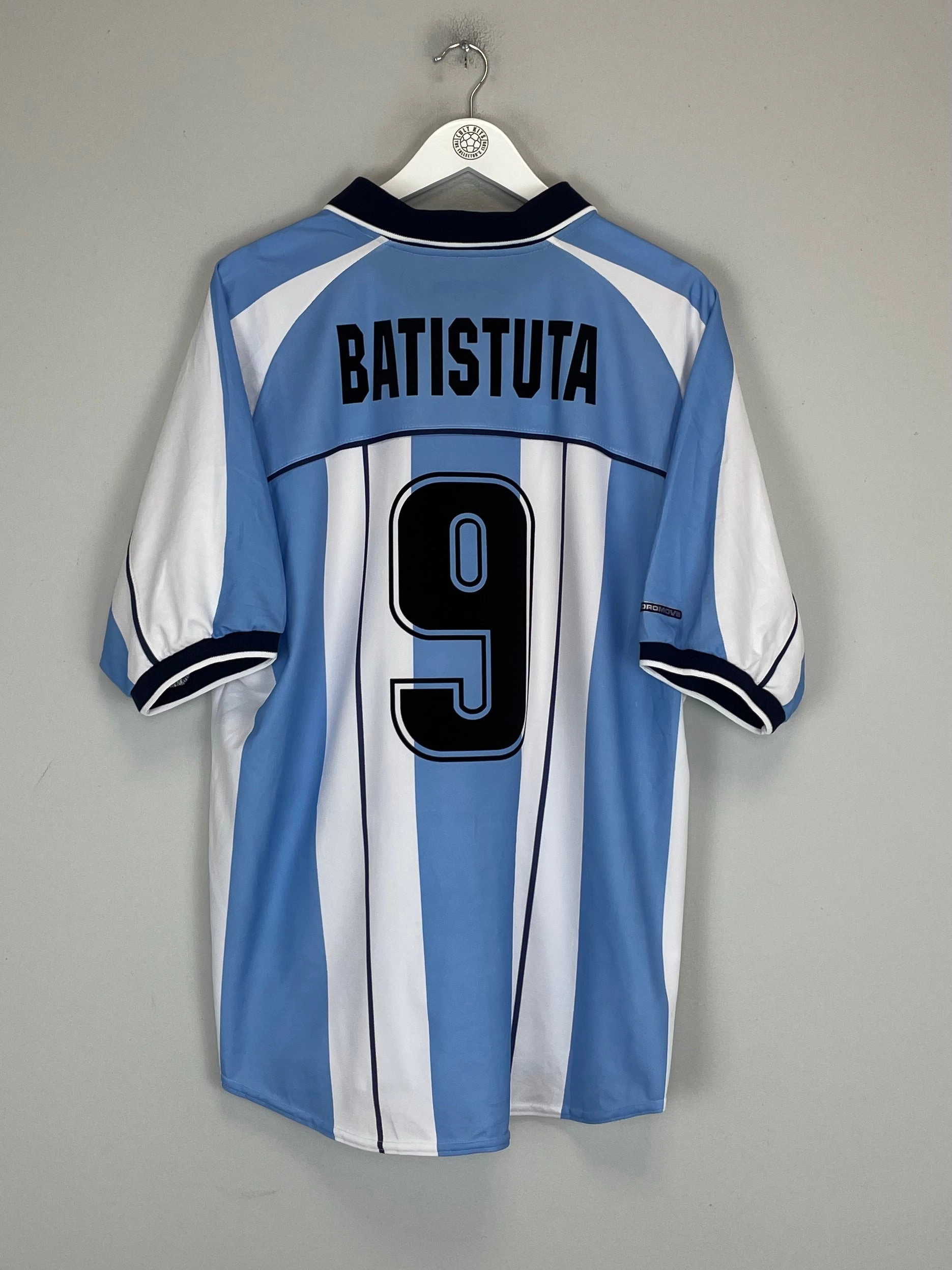 2000/01 ARGENTINA BATISTUTA #9 HOME SHIRT (XL) REEBOK Flexible Fit Ribbed Hem Detail