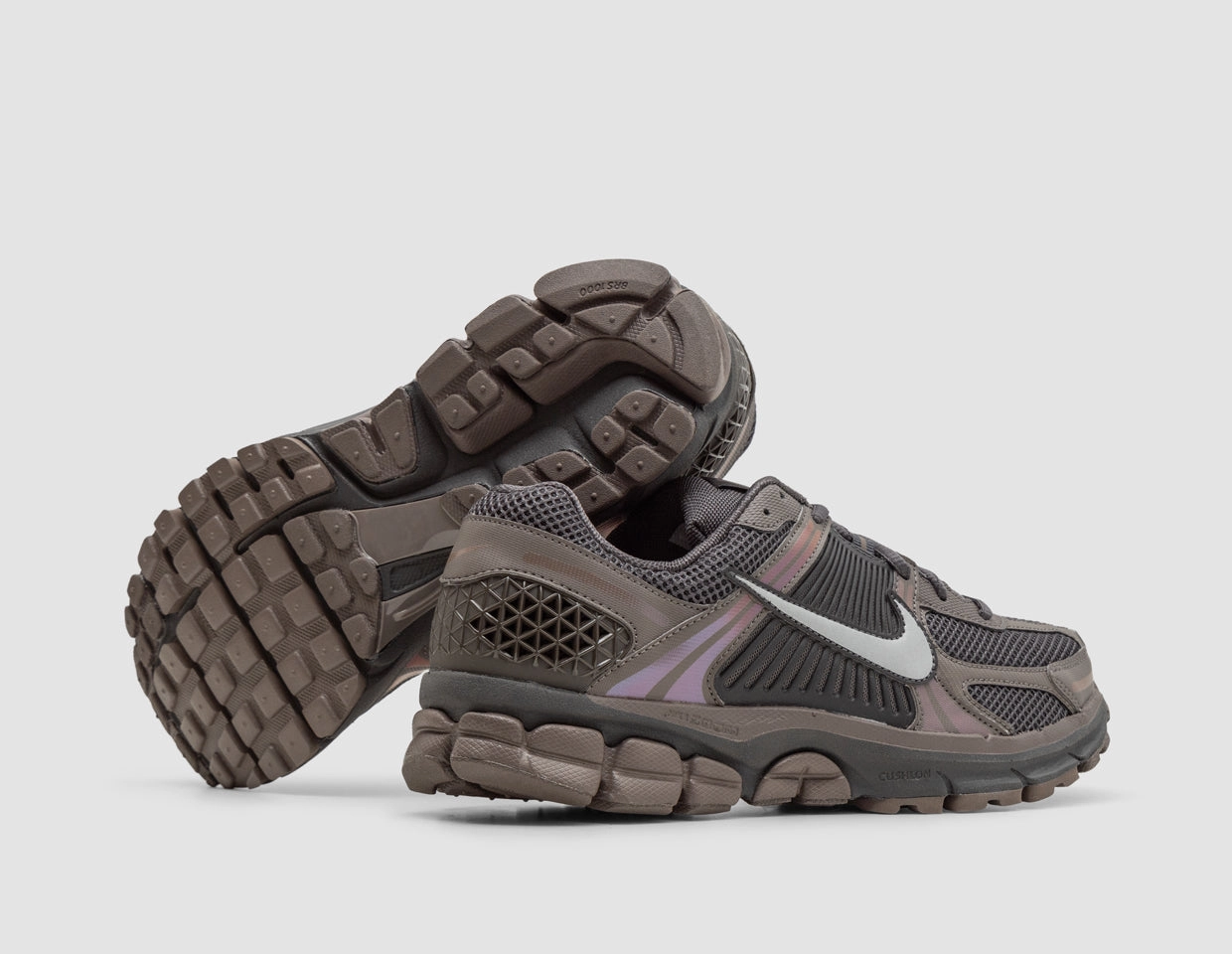 Tensile Lacing Nike Zoom Vomero 5 Cave Stone / Metallic Silver - Multicolor