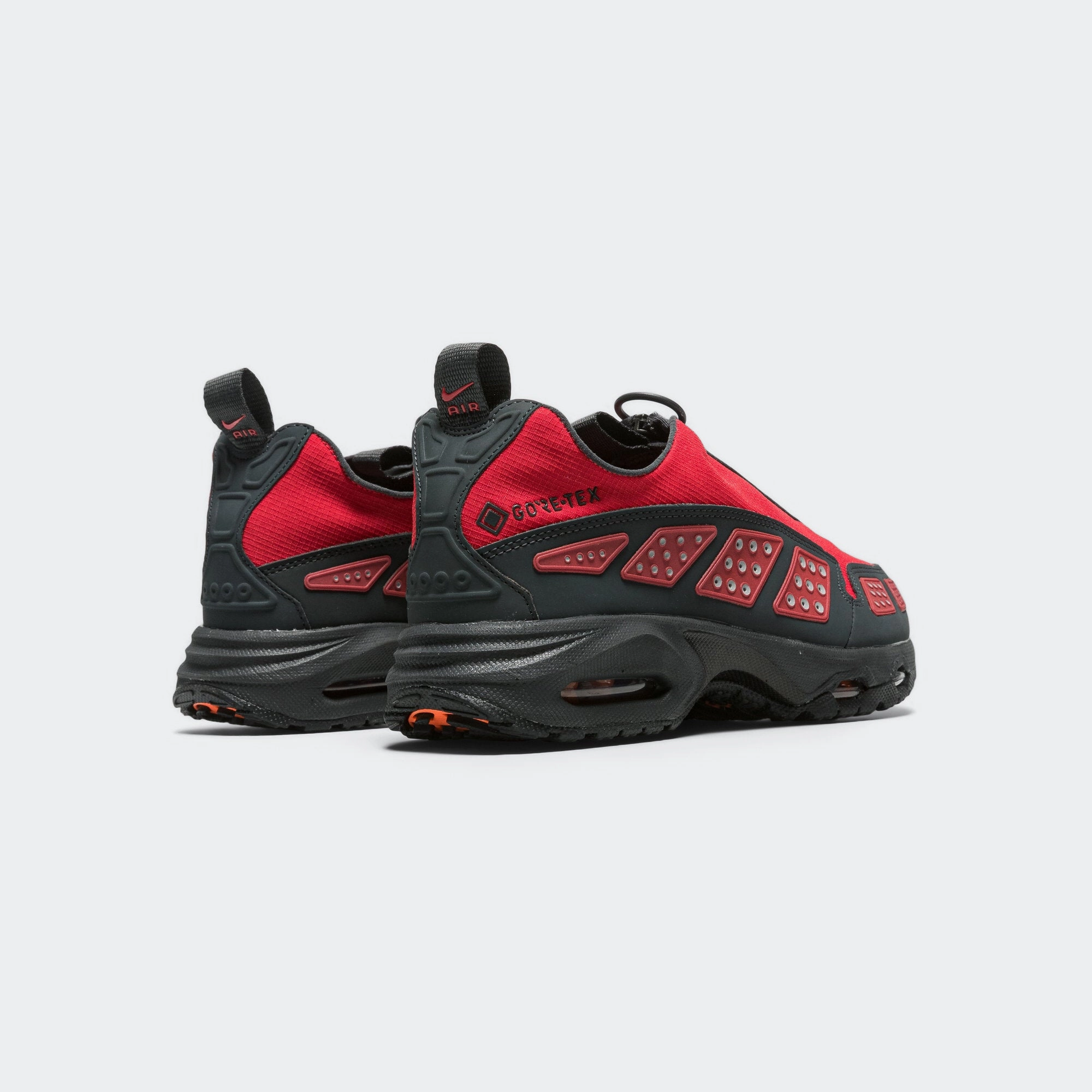 Womens Air Max SNDR GORE-TEX - Hyper Crimson/Dk Smoke Grey-Fire Red Anti Slip Heel Comfortable Walk