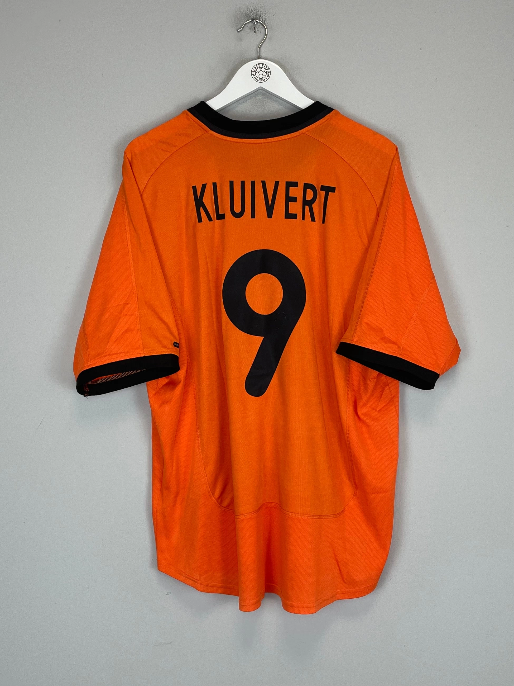 Comfort Driven Wicking Performance Fabric 2000/02 NETHERLANDS KLUIVERT #9 HOME SHIRT (XL) NIKE