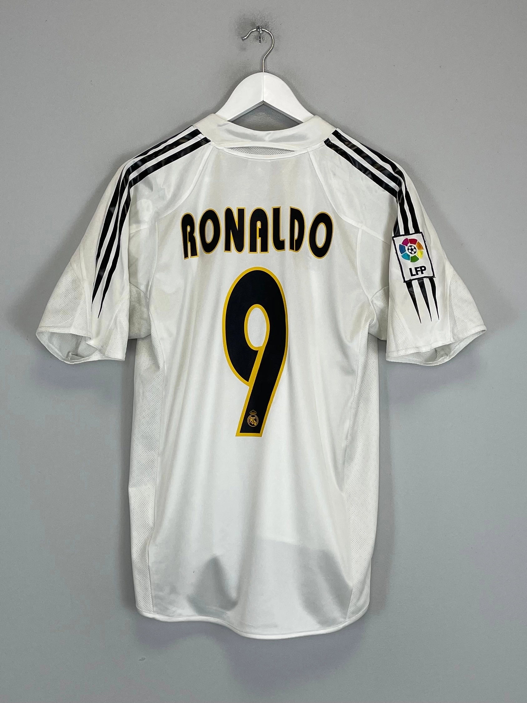 2004/05 REAL MADRID RONALDO #9 HOME SHIRT (S) ADIDAS Stretchable Fabric