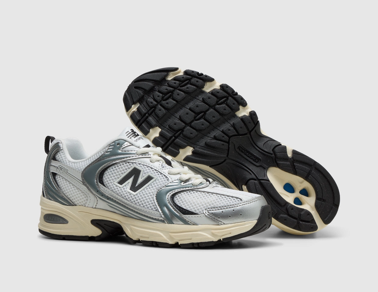 New Balance 530 Silver Metallic / Black Cement Stable Move Trending Style