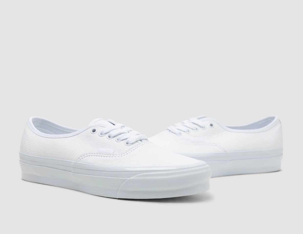 Heat Dissipating Design Cool Surface Vans Authentic Reissue 44 LX Leather White / White