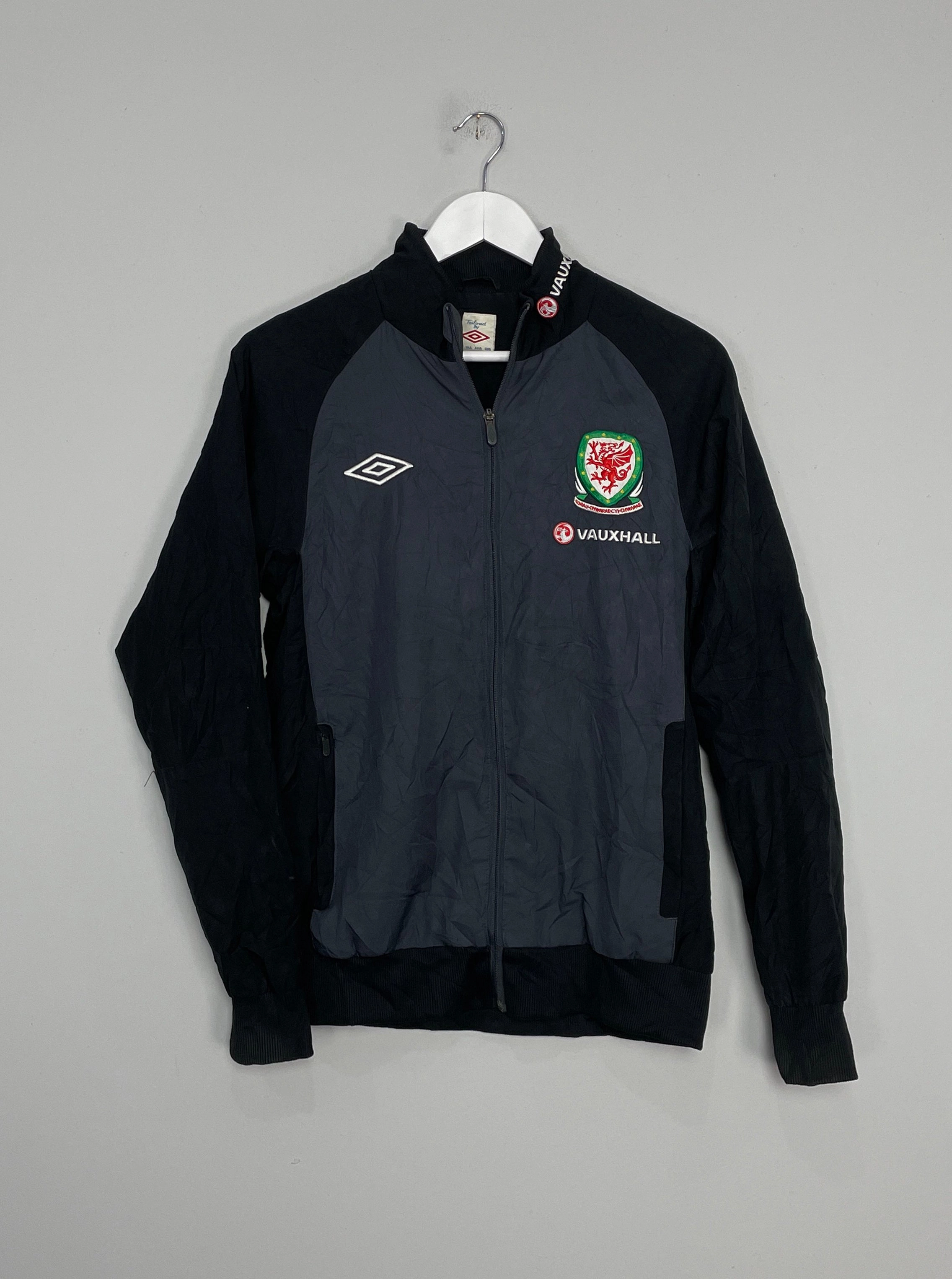 2010/11 WALES JACKET (S) UMBRO Layered Panel Design