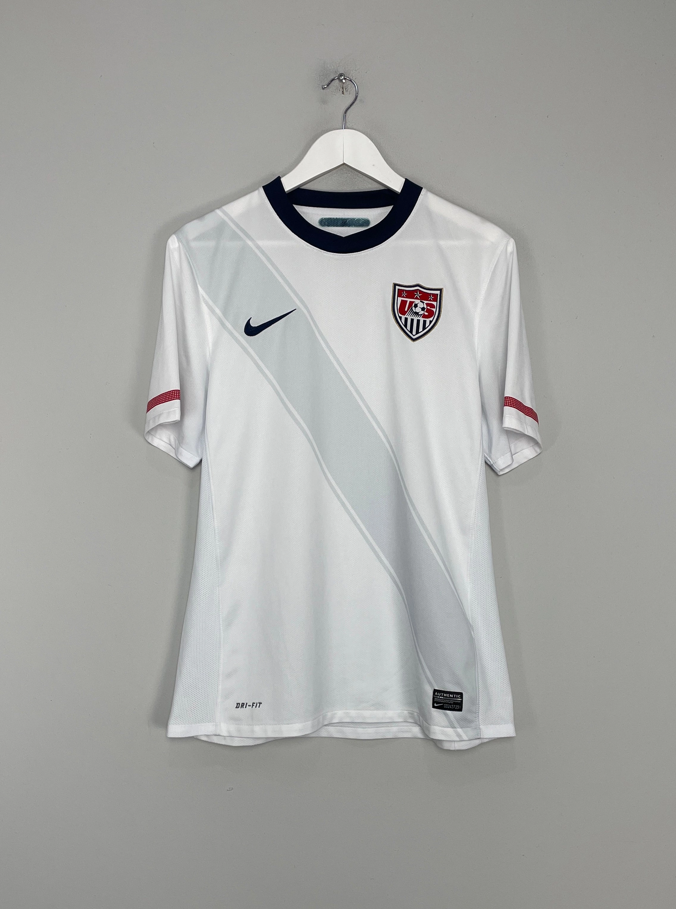 Active Hours Anti Microbial Fiber Blend 2010/11 USA HOME SHIRT (M) NIKE