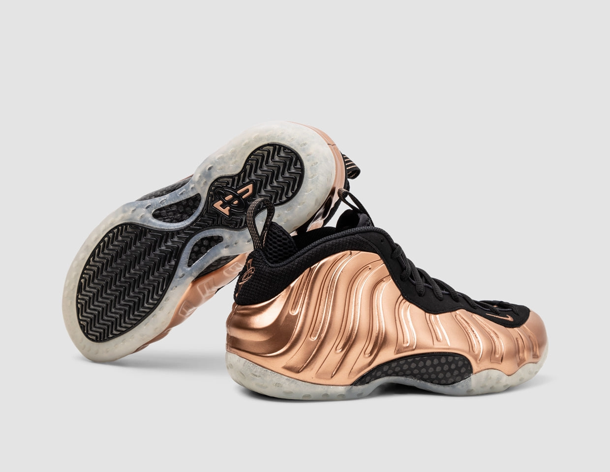 Nike Air Foamposite One Black / Metallic Copper - Off Noir Ultra-soft cushioning