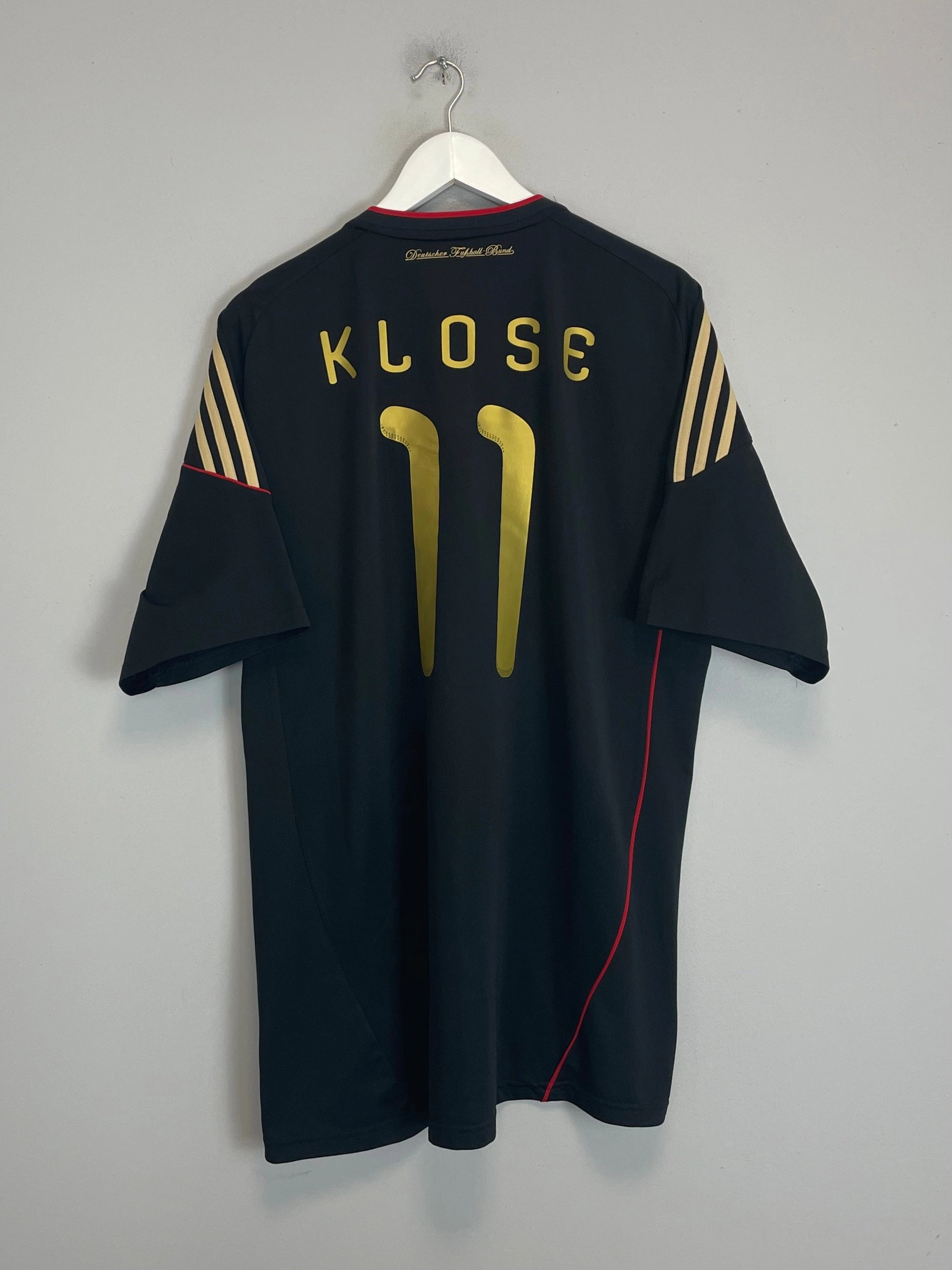 Wicking Properties Slim Silhouette 2010/11 GERMANY KLOSE #11 AWAY SHIRT (XL) ADIDAS