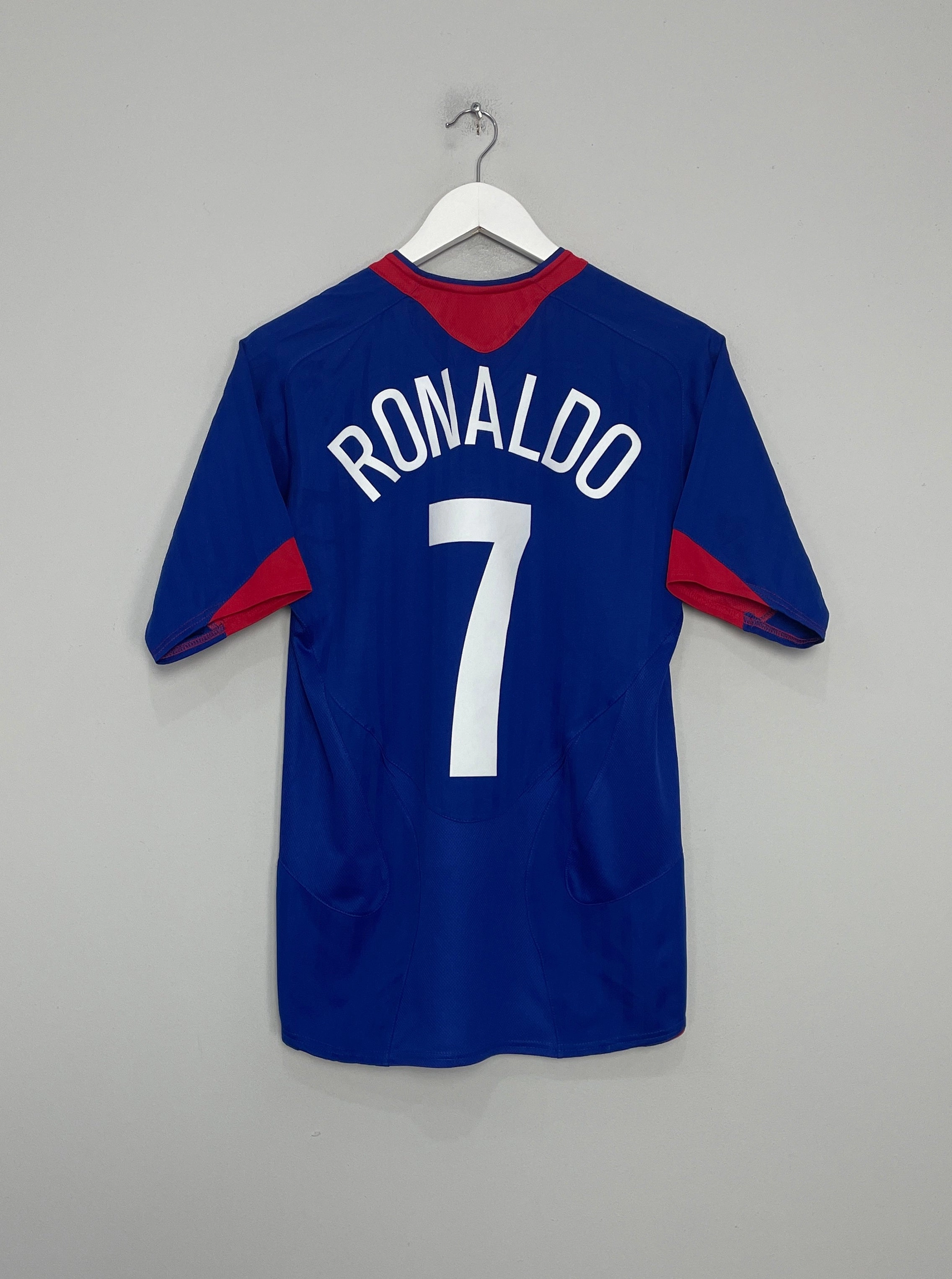 2004/06 MANCHESTER UNITED RONALDO #7 AWAY SHIRT (S) NIKE Moisture Lock Layer