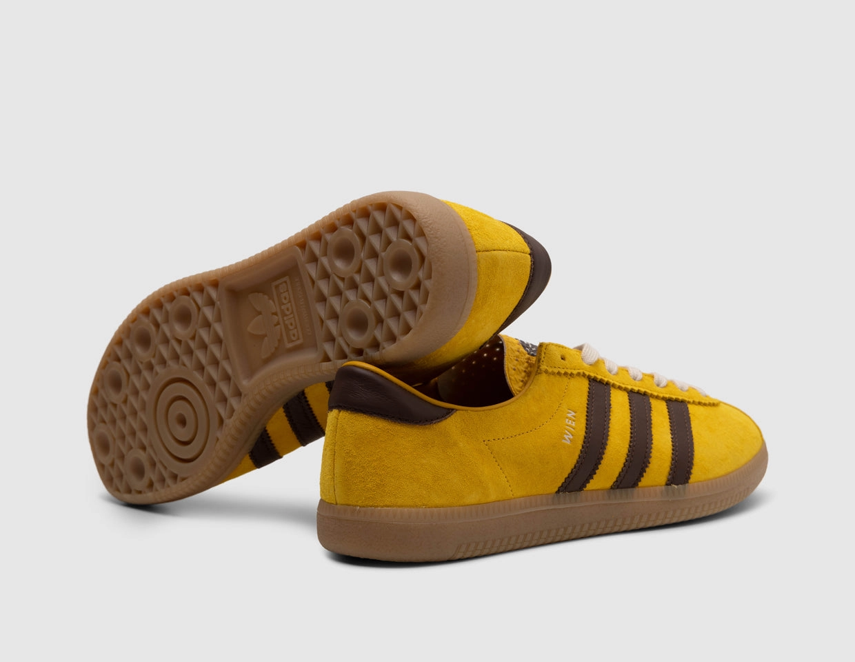 Durable Sole Perforated Vamp adidas Originals Wien "City Series"  / Yellow - size? exclusive
