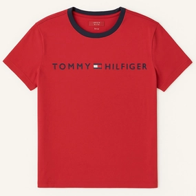 Fresh Outfit Style Tommy Hilfiger Red T shirt
