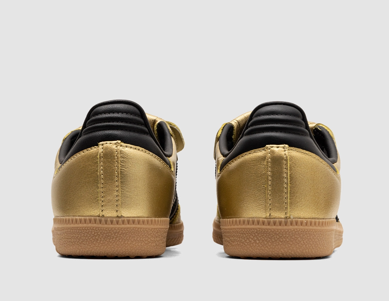 adidas Originals Women's Samba LT Gold Metallic / Core Black - Gum Basketball sneakers