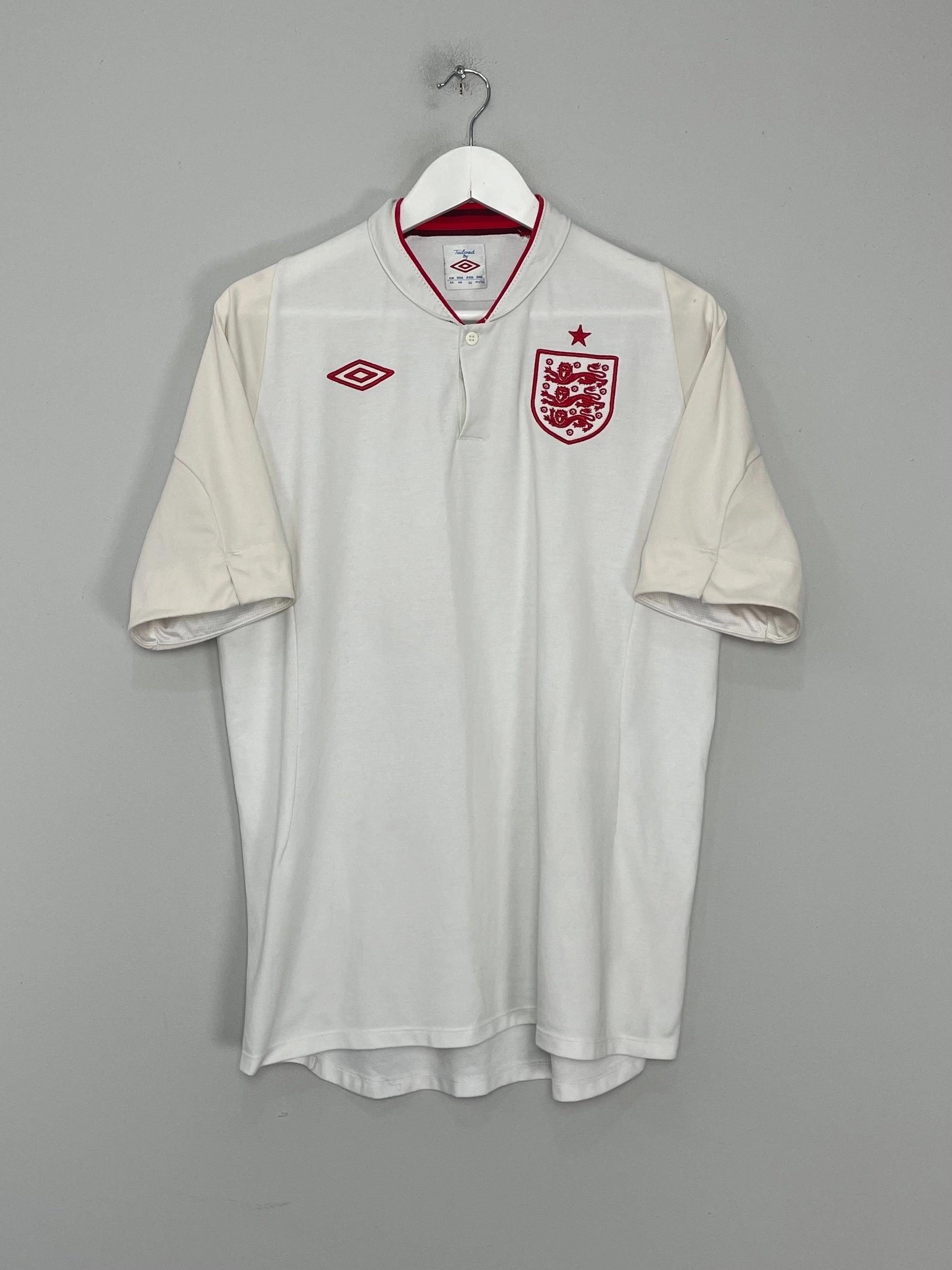 Slub Textured Surface 2012/13 ENGLAND HOME SHIRT (L) UMBRO